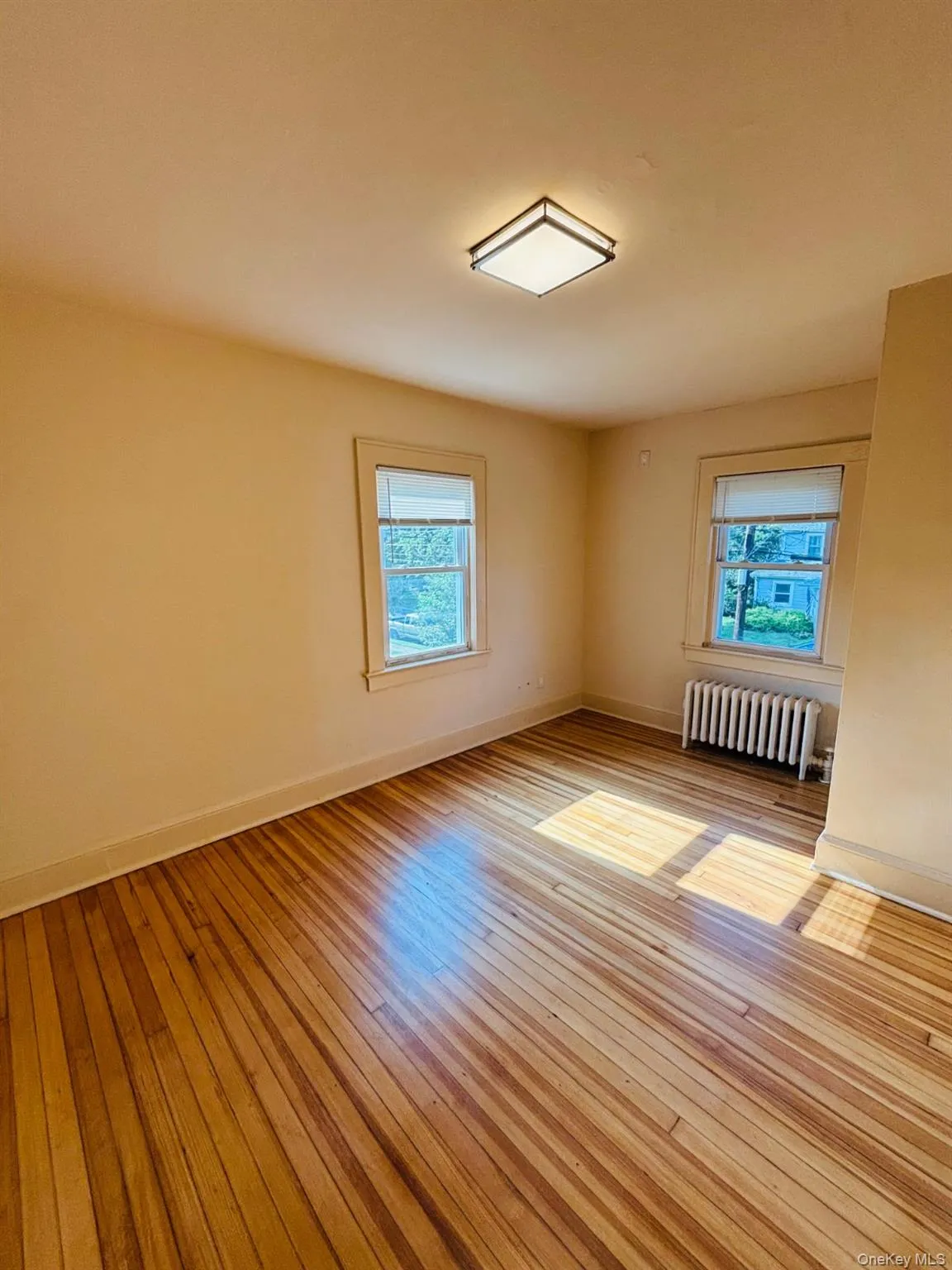 29 Roosevelt Street, Glen Cove, NY, 3 Bedrooms Bedrooms, 6 Rooms Rooms,1 BathroomBathrooms,Residential,For Rent,Roosevelt,0,1030544 29 Roosevelt Street, Glen Cove, NY, 3 Bedrooms Bedrooms, 6 Rooms Rooms,1 BathroomBathrooms,Residential,For Rent,Roosevelt,0,1030544