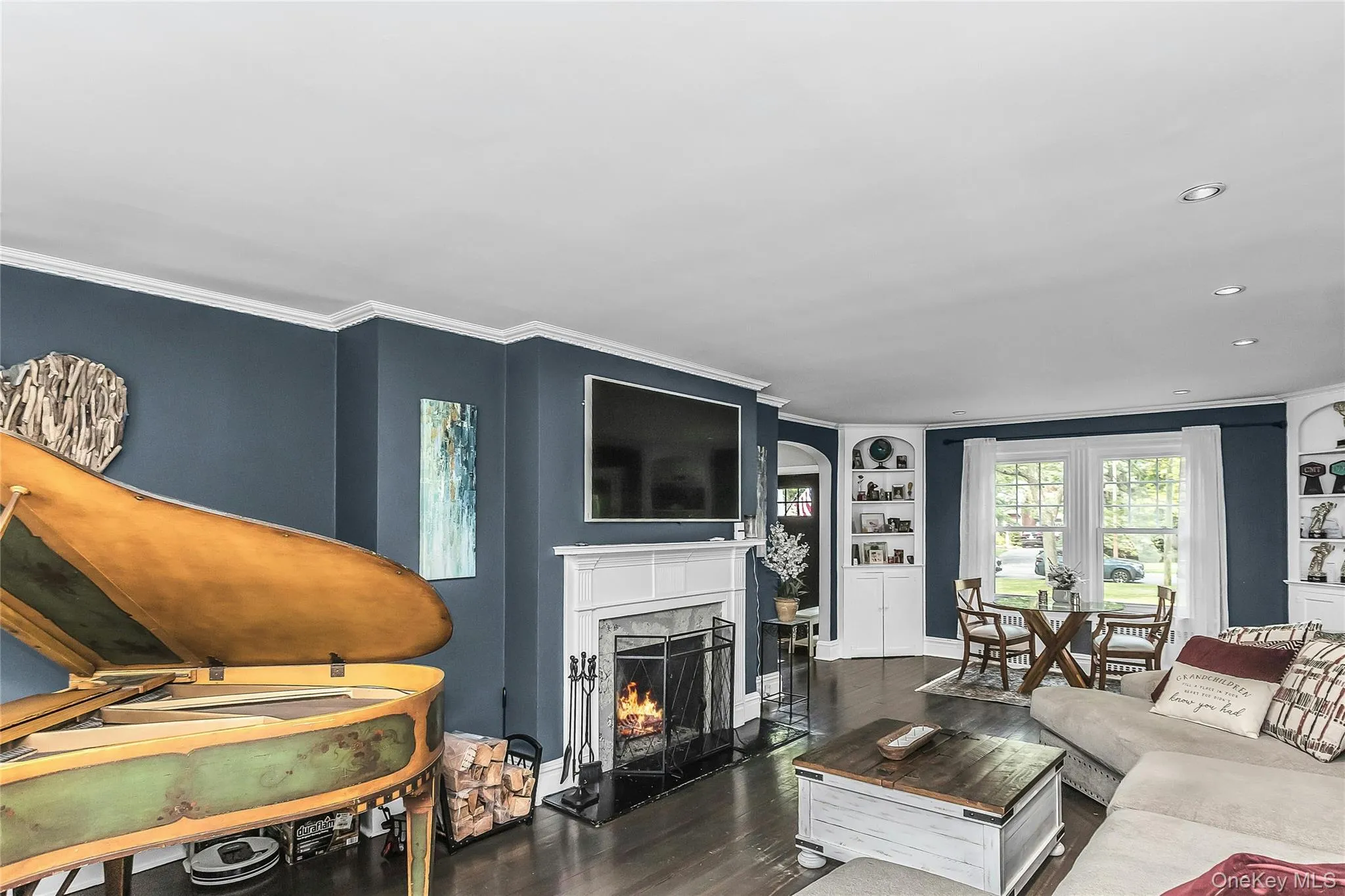 75 Penataquit Avenue, Islip, NY, 6 Bedrooms Bedrooms, 10 Rooms Rooms,3 BathroomsBathrooms,Residential,For Rent,Penataquit,0,1030549 75 Penataquit Avenue, Islip, NY, 6 Bedrooms Bedrooms, 10 Rooms Rooms,3 BathroomsBathrooms,Residential,For Rent,Penataquit,0,1030549