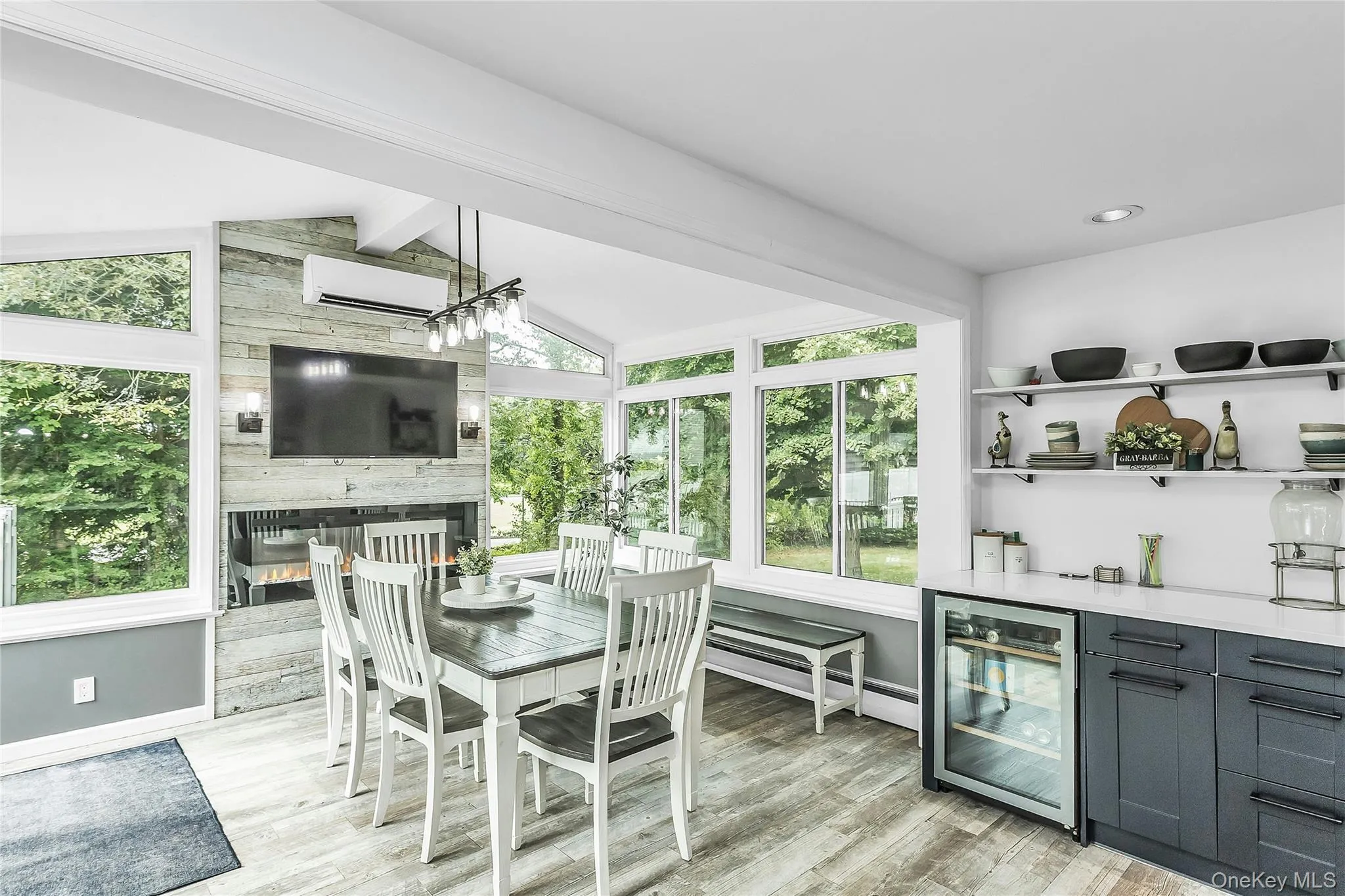 75 Penataquit Avenue, Islip, NY, 6 Bedrooms Bedrooms, 10 Rooms Rooms,3 BathroomsBathrooms,Residential,For Rent,Penataquit,0,1030549 75 Penataquit Avenue, Islip, NY, 6 Bedrooms Bedrooms, 10 Rooms Rooms,3 BathroomsBathrooms,Residential,For Rent,Penataquit,0,1030549