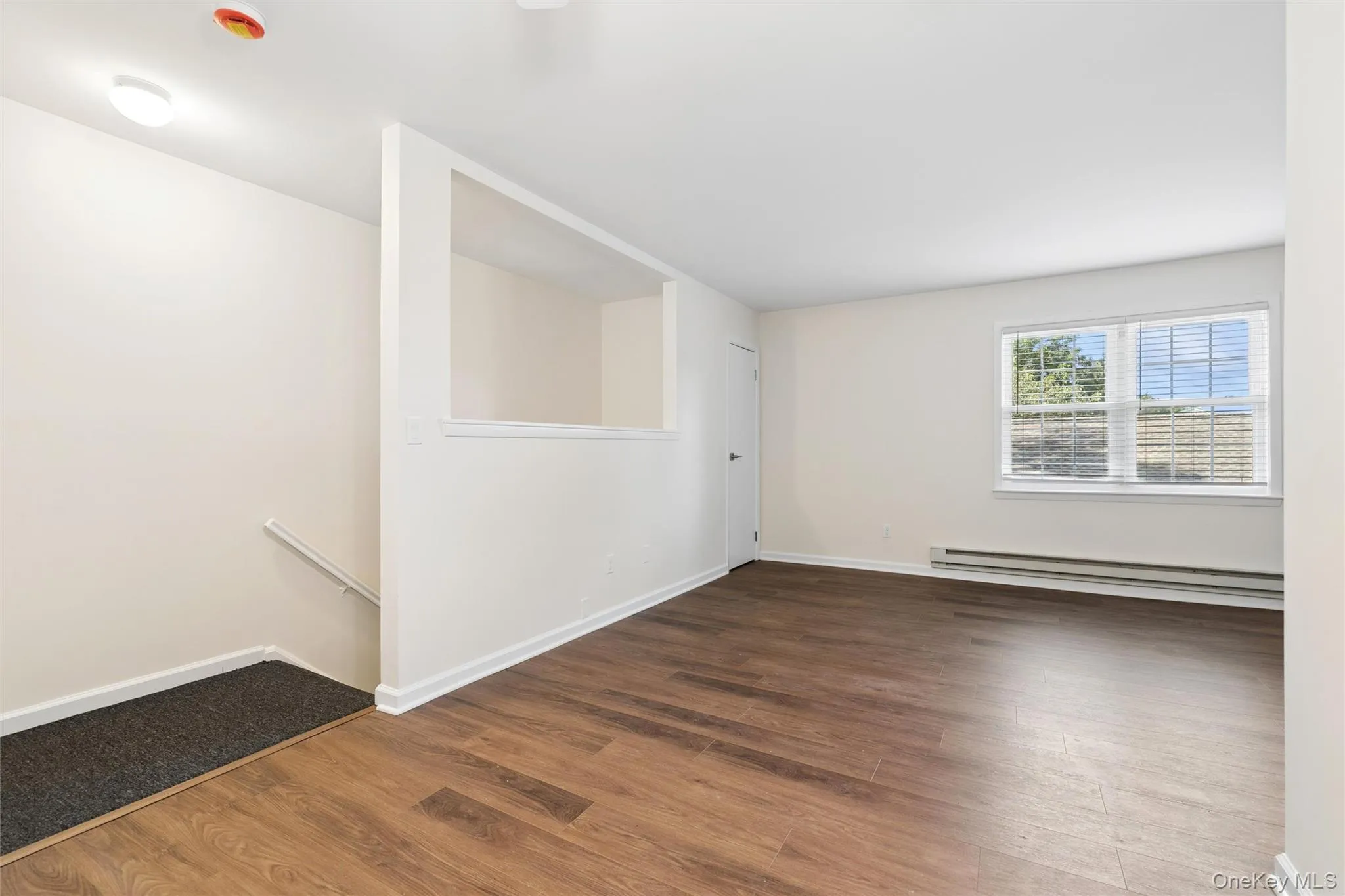 1000 9th Street, Southold, NY, 1 Bedroom Bedrooms, 4 Rooms Rooms,1 BathroomBathrooms,Residential Lease,For Rent,9th,0,1030556 1000 9th Street, Southold, NY, 1 Bedroom Bedrooms, 4 Rooms Rooms,1 BathroomBathrooms,Residential Lease,For Rent,9th,0,1030556