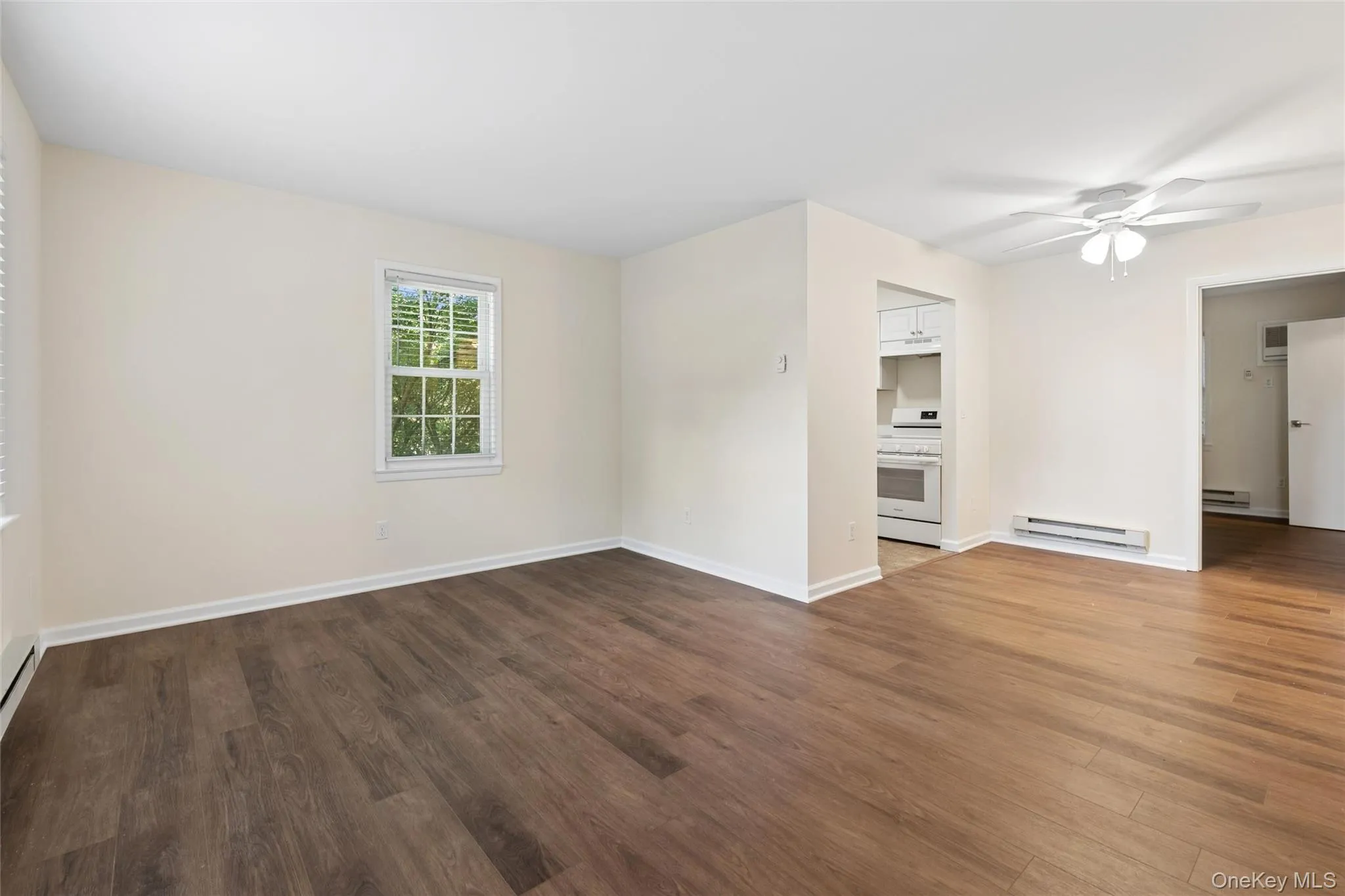 1000 9th Street, Southold, NY, 1 Bedroom Bedrooms, 4 Rooms Rooms,1 BathroomBathrooms,Residential Lease,For Rent,9th,0,1030556 1000 9th Street, Southold, NY, 1 Bedroom Bedrooms, 4 Rooms Rooms,1 BathroomBathrooms,Residential Lease,For Rent,9th,0,1030556