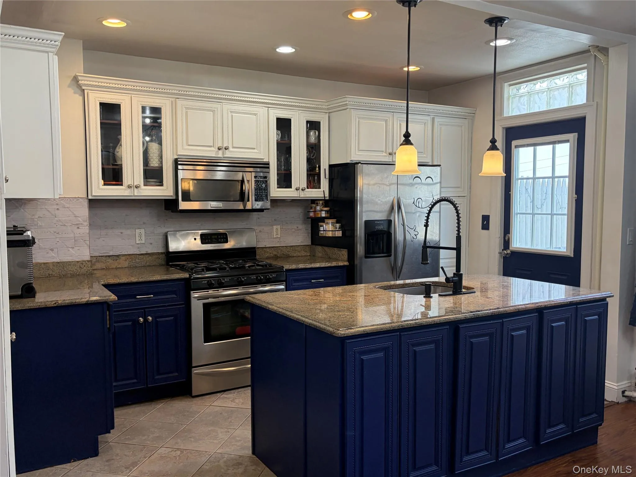 6069 80th Avenue, New York, NY, 5 Bedrooms Bedrooms, 8 Rooms Rooms,2 BathroomsBathrooms,Residential,For Rent,80th,0,1030558 6069 80th Avenue, New York, NY, 5 Bedrooms Bedrooms, 8 Rooms Rooms,2 BathroomsBathrooms,Residential,For Rent,80th,0,1030558