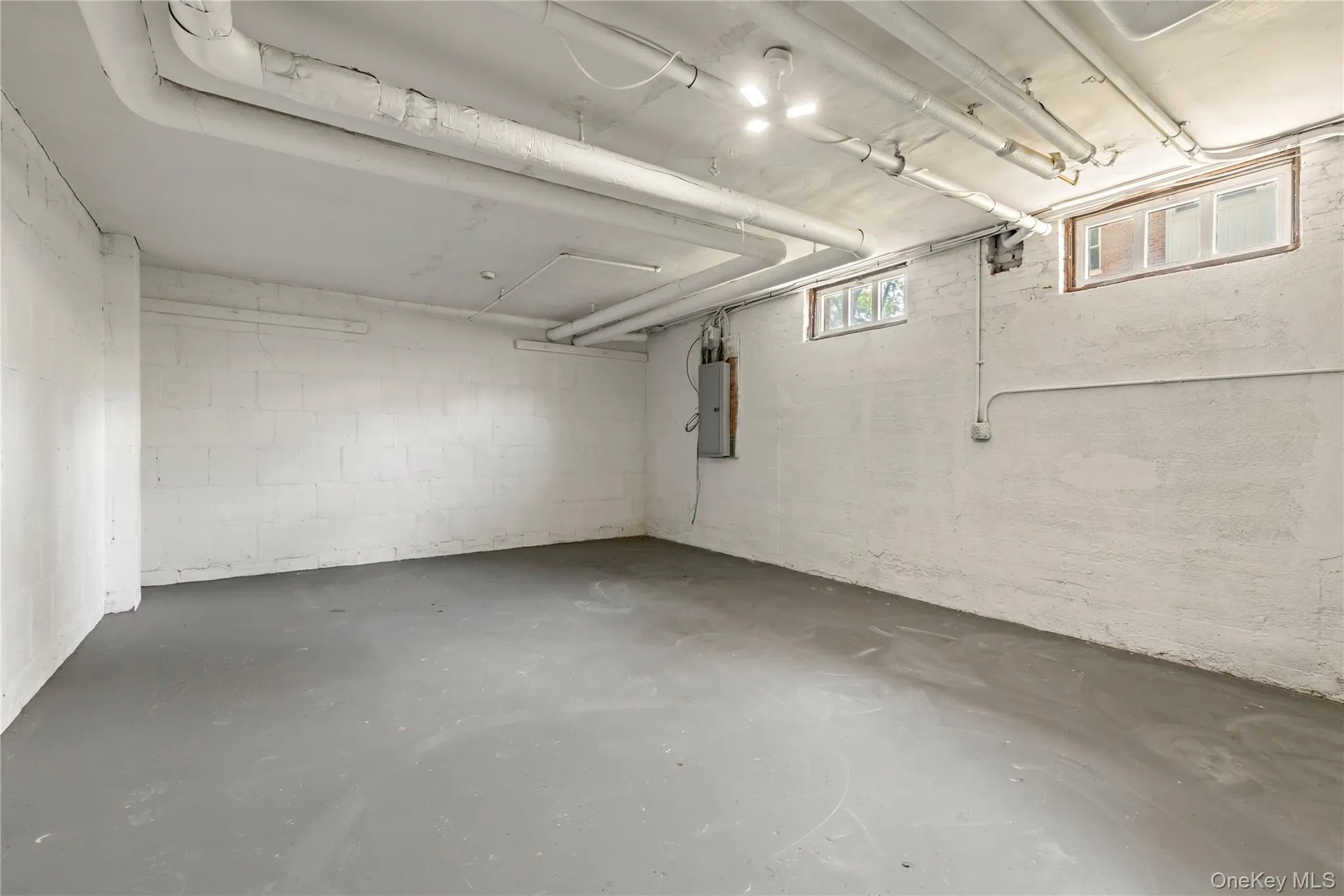 315 Ellington Avenue, Hempstead, NY, 4 Bedrooms Bedrooms, 8 Rooms Rooms,3 BathroomsBathrooms,Residential Lease,For Rent,Ellington,0,1030564 315 Ellington Avenue, Hempstead, NY, 4 Bedrooms Bedrooms, 8 Rooms Rooms,3 BathroomsBathrooms,Residential Lease,For Rent,Ellington,0,1030564