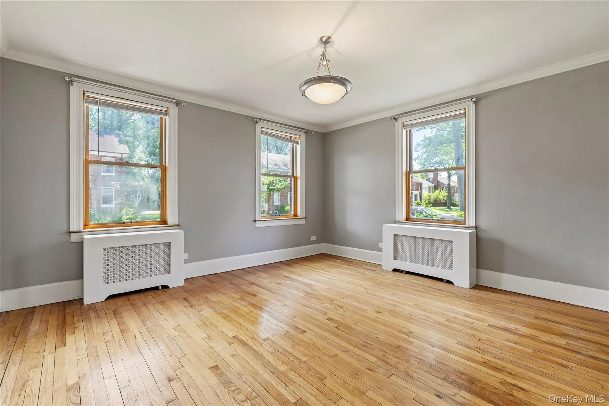 315 Ellington Avenue, Hempstead, NY, 4 Bedrooms Bedrooms, 8 Rooms Rooms,3 BathroomsBathrooms,Residential Lease,For Rent,Ellington,0,1030564 315 Ellington Avenue, Hempstead, NY, 4 Bedrooms Bedrooms, 8 Rooms Rooms,3 BathroomsBathrooms,Residential Lease,For Rent,Ellington,0,1030564