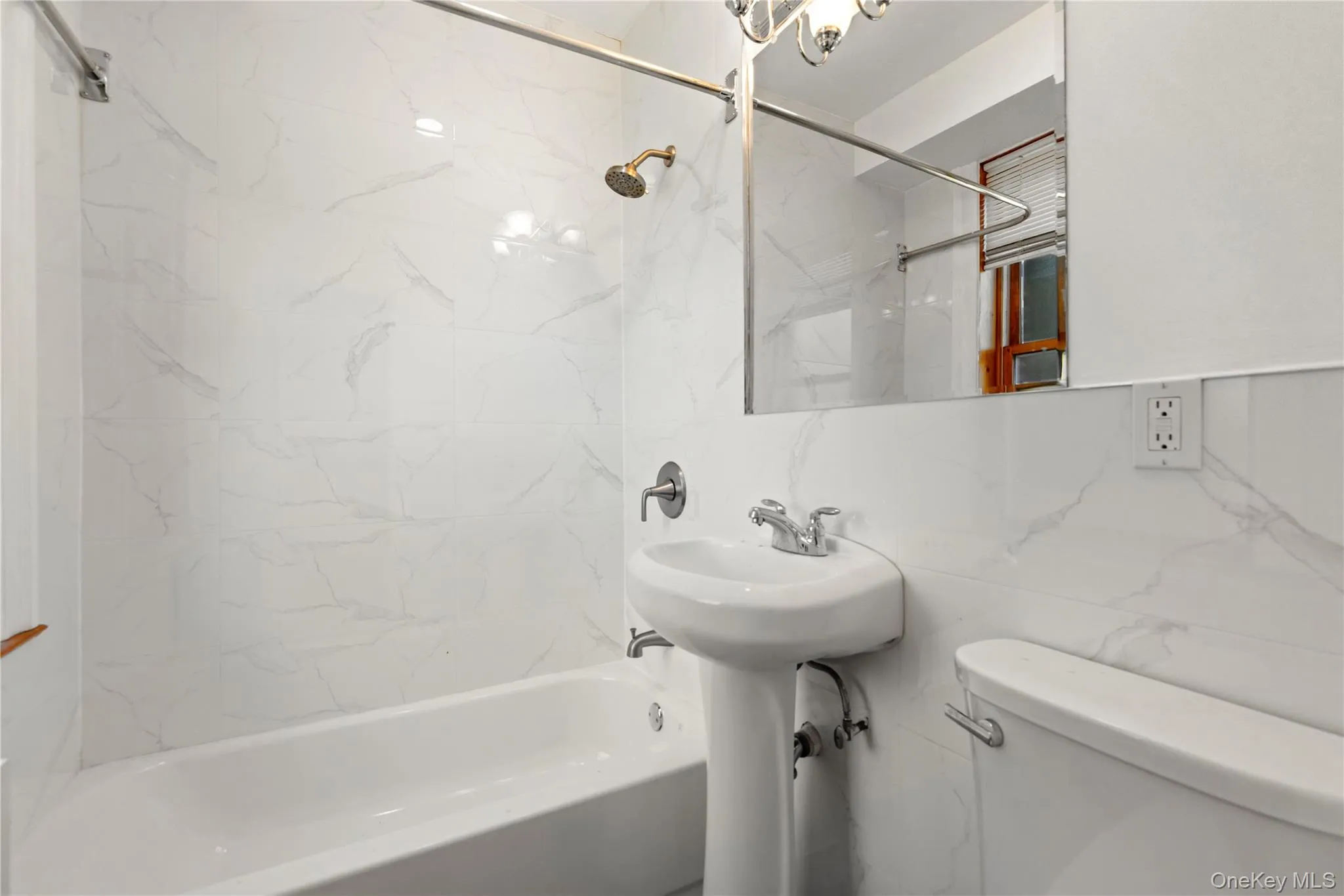 315 Ellington Avenue, Hempstead, NY, 4 Bedrooms Bedrooms, 8 Rooms Rooms,3 BathroomsBathrooms,Residential Lease,For Rent,Ellington,0,1030564 315 Ellington Avenue, Hempstead, NY, 4 Bedrooms Bedrooms, 8 Rooms Rooms,3 BathroomsBathrooms,Residential Lease,For Rent,Ellington,0,1030564