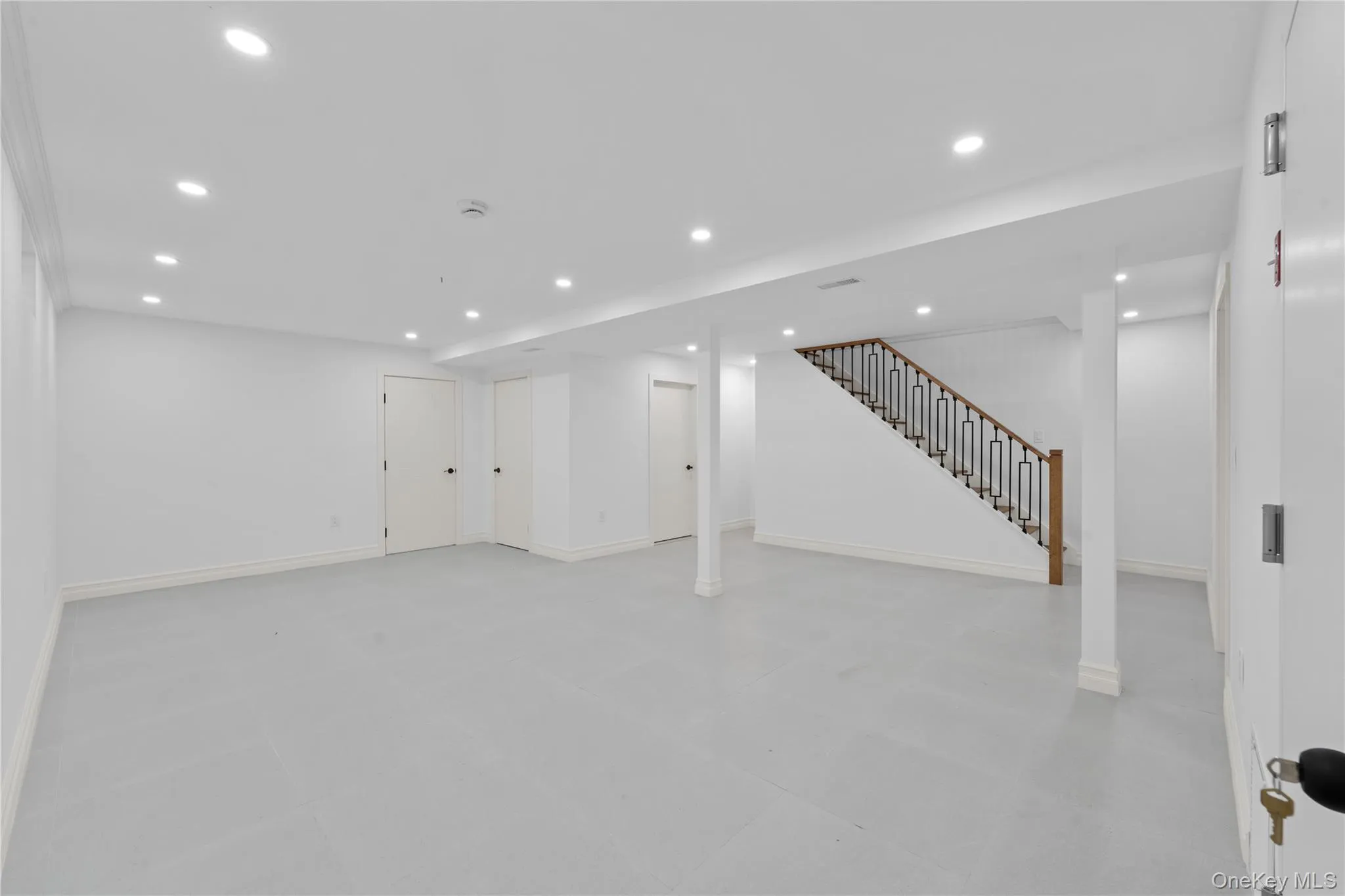 172-12 65th Avenue, New York, NY, 4 Bedrooms Bedrooms, 10 Rooms Rooms,3 BathroomsBathrooms,Residential,For Rent,65th,0,1030574 172-12 65th Avenue, New York, NY, 4 Bedrooms Bedrooms, 10 Rooms Rooms,3 BathroomsBathrooms,Residential,For Rent,65th,0,1030574