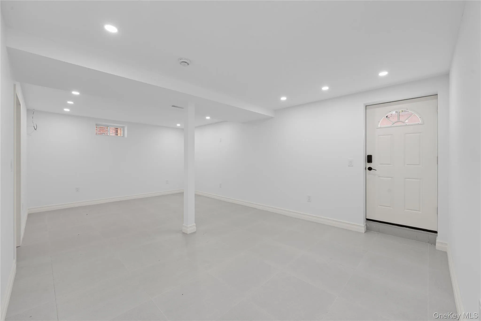 172-12 65th Avenue, New York, NY, 4 Bedrooms Bedrooms, 10 Rooms Rooms,3 BathroomsBathrooms,Residential,For Rent,65th,0,1030574 172-12 65th Avenue, New York, NY, 4 Bedrooms Bedrooms, 10 Rooms Rooms,3 BathroomsBathrooms,Residential,For Rent,65th,0,1030574