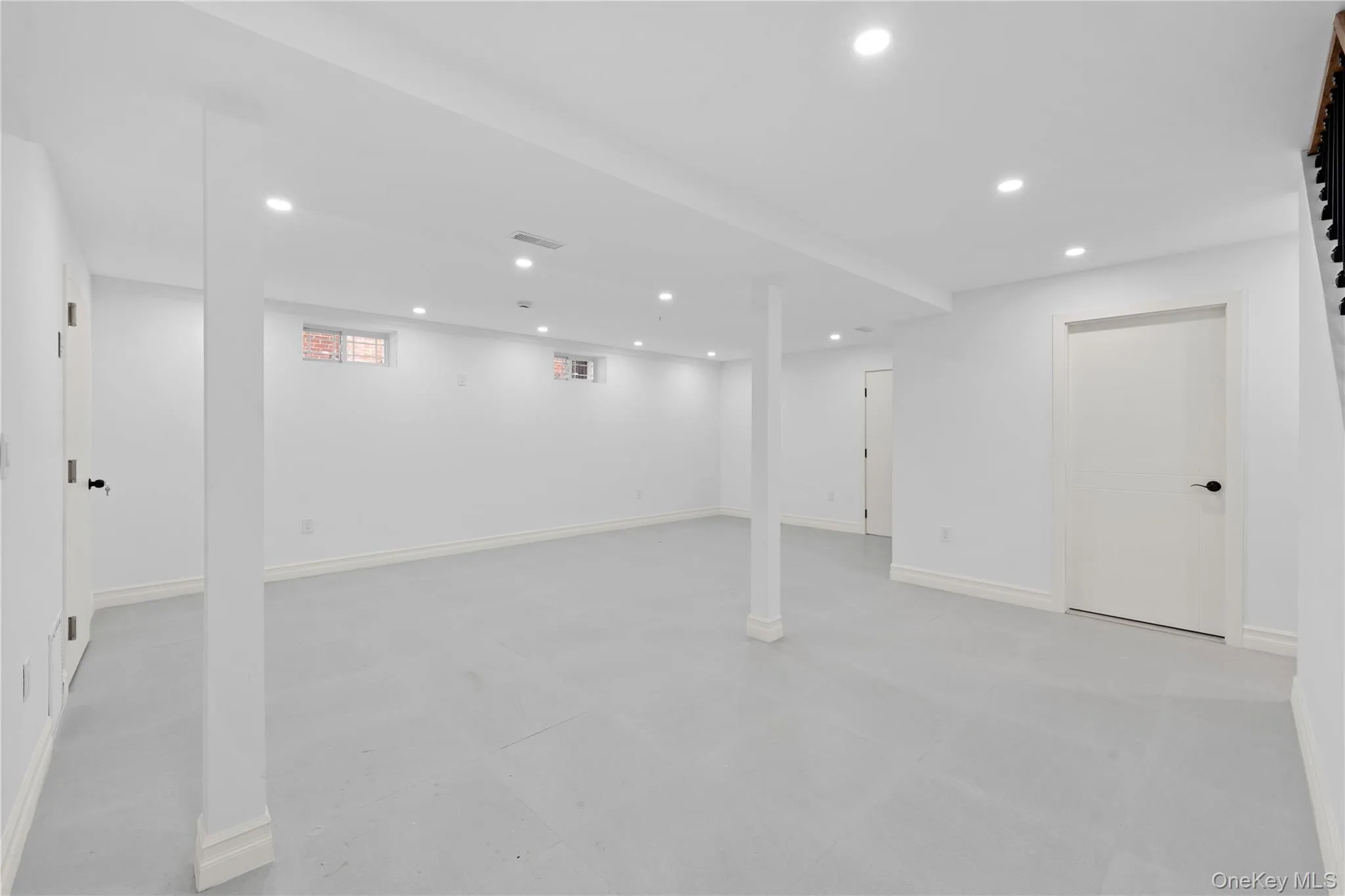 172-12 65th Avenue, New York, NY, 4 Bedrooms Bedrooms, 10 Rooms Rooms,3 BathroomsBathrooms,Residential,For Rent,65th,0,1030574 172-12 65th Avenue, New York, NY, 4 Bedrooms Bedrooms, 10 Rooms Rooms,3 BathroomsBathrooms,Residential,For Rent,65th,0,1030574