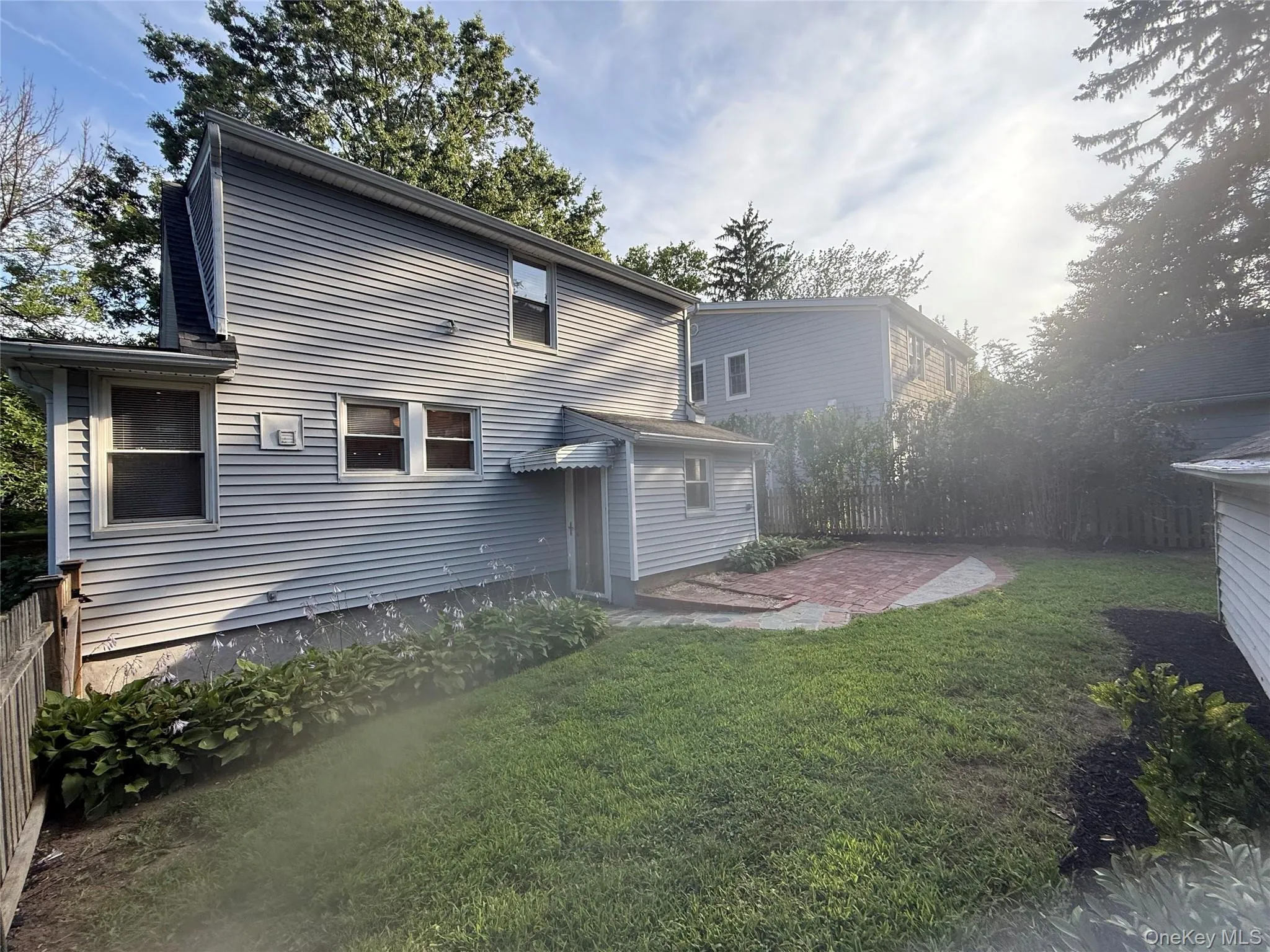 24 8th Avenue, Oyster Bay, NY, 2 Bedrooms Bedrooms, 6 Rooms Rooms,1 BathroomBathrooms,Residential Lease,For Rent,8th,0,1030577 24 8th Avenue, Oyster Bay, NY, 2 Bedrooms Bedrooms, 6 Rooms Rooms,1 BathroomBathrooms,Residential Lease,For Rent,8th,0,1030577