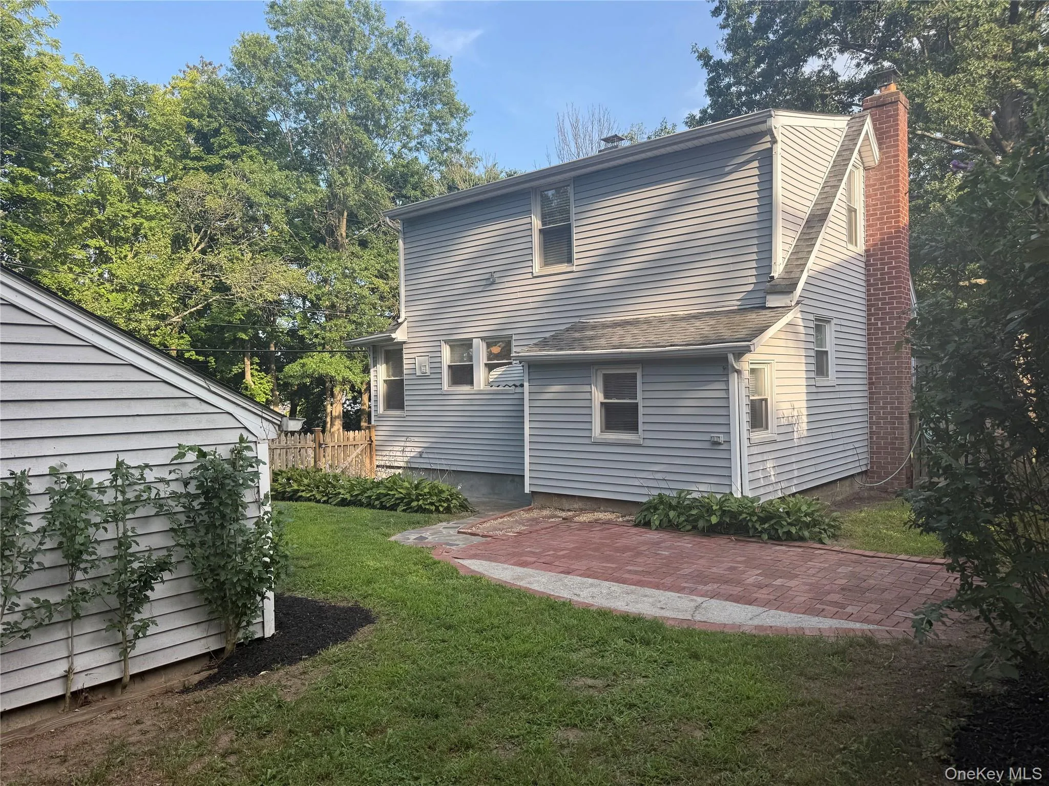 24 8th Avenue, Oyster Bay, NY, 2 Bedrooms Bedrooms, 6 Rooms Rooms,1 BathroomBathrooms,Residential Lease,For Rent,8th,0,1030577 24 8th Avenue, Oyster Bay, NY, 2 Bedrooms Bedrooms, 6 Rooms Rooms,1 BathroomBathrooms,Residential Lease,For Rent,8th,0,1030577