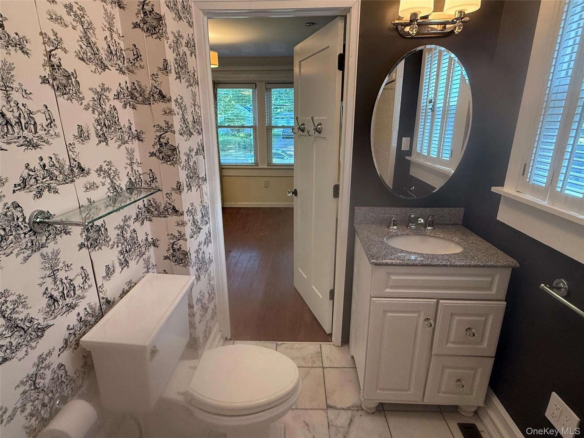 24 8th Avenue, Oyster Bay, NY, 2 Bedrooms Bedrooms, 6 Rooms Rooms,1 BathroomBathrooms,Residential Lease,For Rent,8th,0,1030577 24 8th Avenue, Oyster Bay, NY, 2 Bedrooms Bedrooms, 6 Rooms Rooms,1 BathroomBathrooms,Residential Lease,For Rent,8th,0,1030577