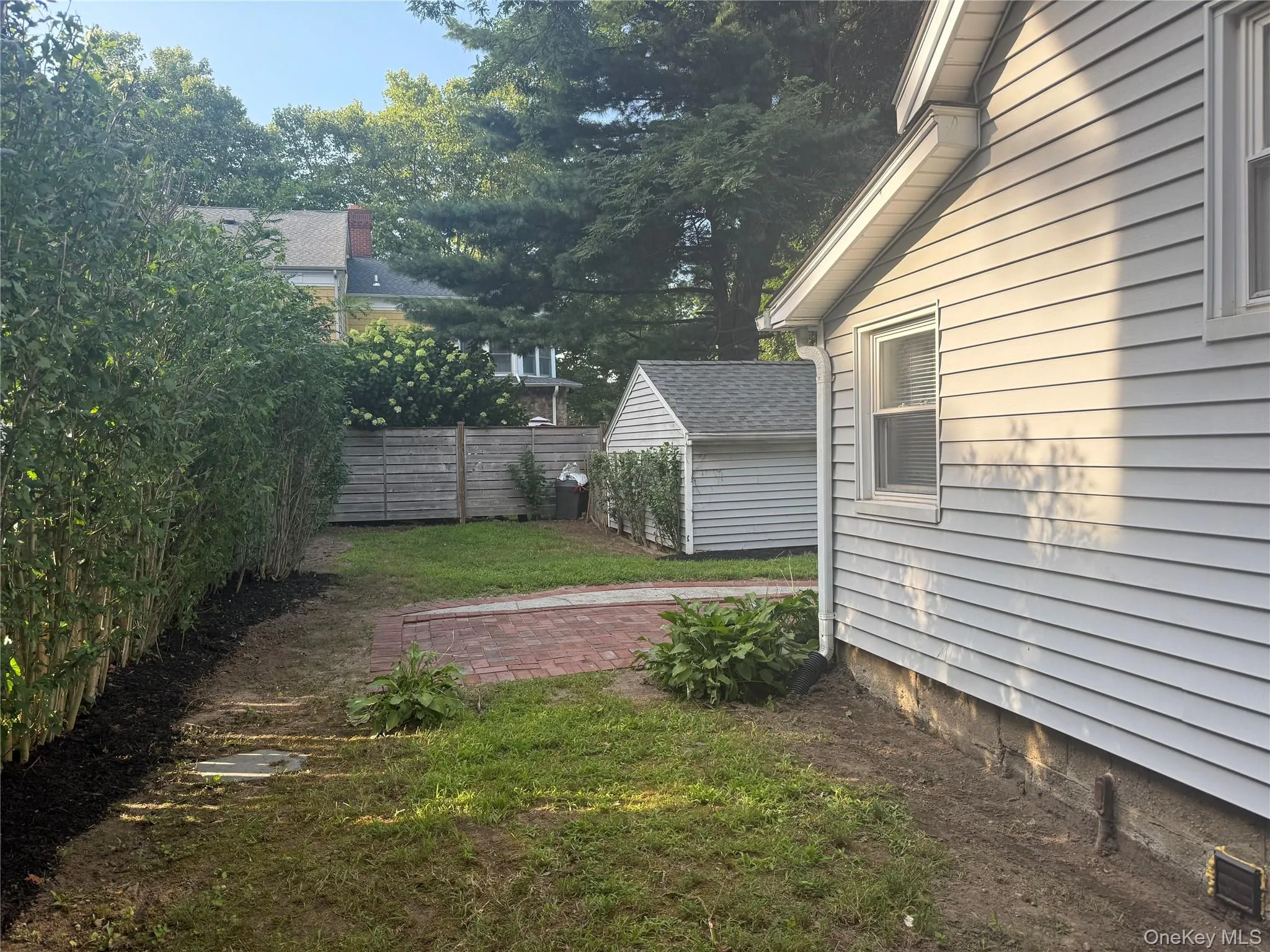 24 8th Avenue, Oyster Bay, NY, 2 Bedrooms Bedrooms, 6 Rooms Rooms,1 BathroomBathrooms,Residential Lease,For Rent,8th,0,1030577 24 8th Avenue, Oyster Bay, NY, 2 Bedrooms Bedrooms, 6 Rooms Rooms,1 BathroomBathrooms,Residential Lease,For Rent,8th,0,1030577