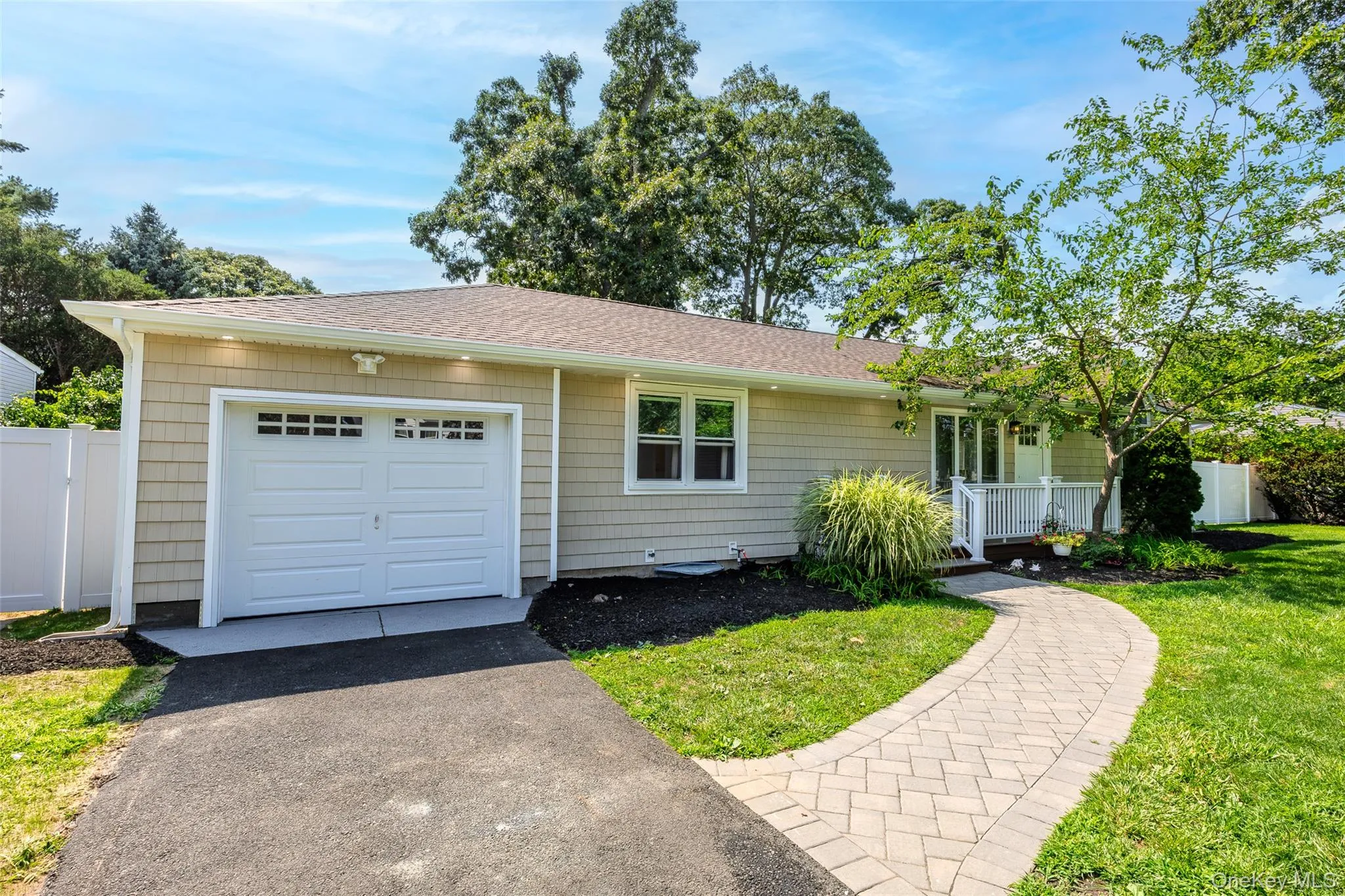 126 Holiday Boulevard, Brookhaven, NY, 3 Bedrooms Bedrooms, 7 Rooms Rooms,2 BathroomsBathrooms,Residential,For Rent,Holiday,0,1030581 126 Holiday Boulevard, Brookhaven, NY, 3 Bedrooms Bedrooms, 7 Rooms Rooms,2 BathroomsBathrooms,Residential,For Rent,Holiday,0,1030581