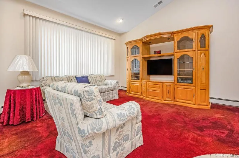 130 Francesca Way, Babylon, NY, 2 Bedrooms Bedrooms, 6 Rooms Rooms,2 BathroomsBathrooms,Residential,For Rent,Francesca,0,1030587 130 Francesca Way, Babylon, NY, 2 Bedrooms Bedrooms, 6 Rooms Rooms,2 BathroomsBathrooms,Residential,For Rent,Francesca,0,1030587