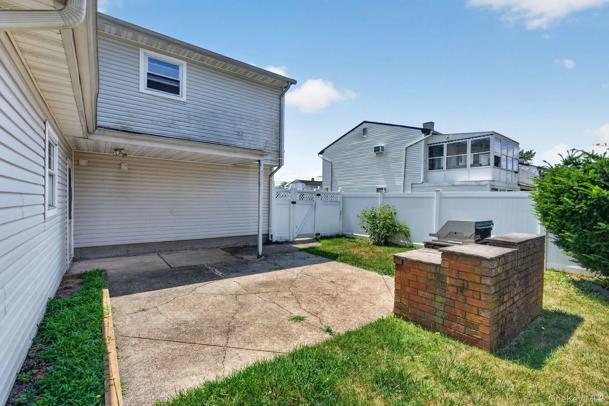 138 Spring Street, Oyster Bay, NY, 6 Bedrooms Bedrooms, 12 Rooms Rooms,3 BathroomsBathrooms,Residential,For Rent,Spring,0,1030589 138 Spring Street, Oyster Bay, NY, 6 Bedrooms Bedrooms, 12 Rooms Rooms,3 BathroomsBathrooms,Residential,For Rent,Spring,0,1030589