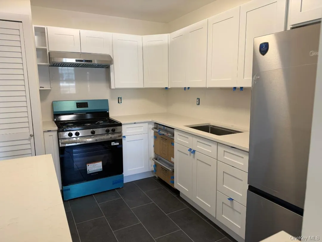 338 Lakeland Avenue, Islip, NY, 1 Bedroom Bedrooms, 4 Rooms Rooms,1 BathroomBathrooms,Residential,For Rent,Lakeland,0,1030594 338 Lakeland Avenue, Islip, NY, 1 Bedroom Bedrooms, 4 Rooms Rooms,1 BathroomBathrooms,Residential,For Rent,Lakeland,0,1030594