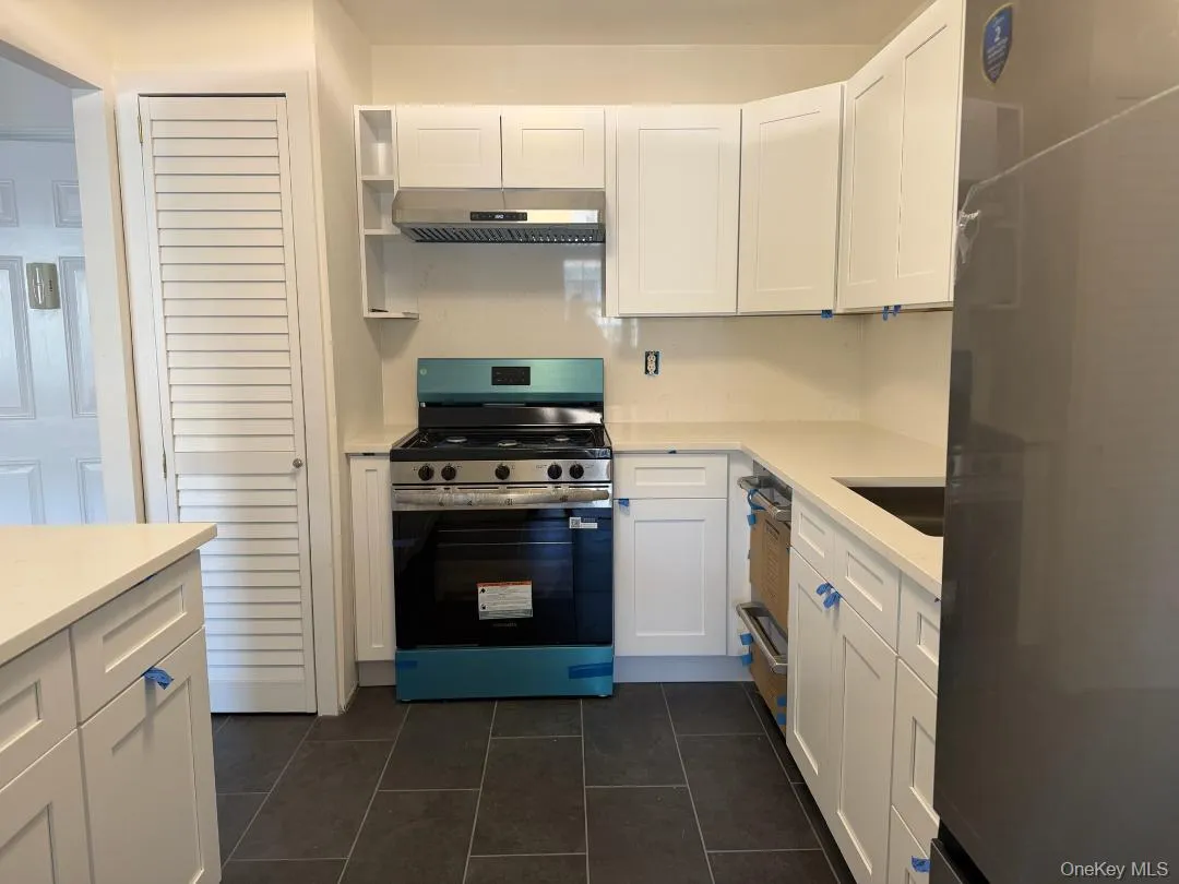 338 Lakeland Avenue, Islip, NY, 1 Bedroom Bedrooms, 4 Rooms Rooms,1 BathroomBathrooms,Residential,For Rent,Lakeland,0,1030594 338 Lakeland Avenue, Islip, NY, 1 Bedroom Bedrooms, 4 Rooms Rooms,1 BathroomBathrooms,Residential,For Rent,Lakeland,0,1030594