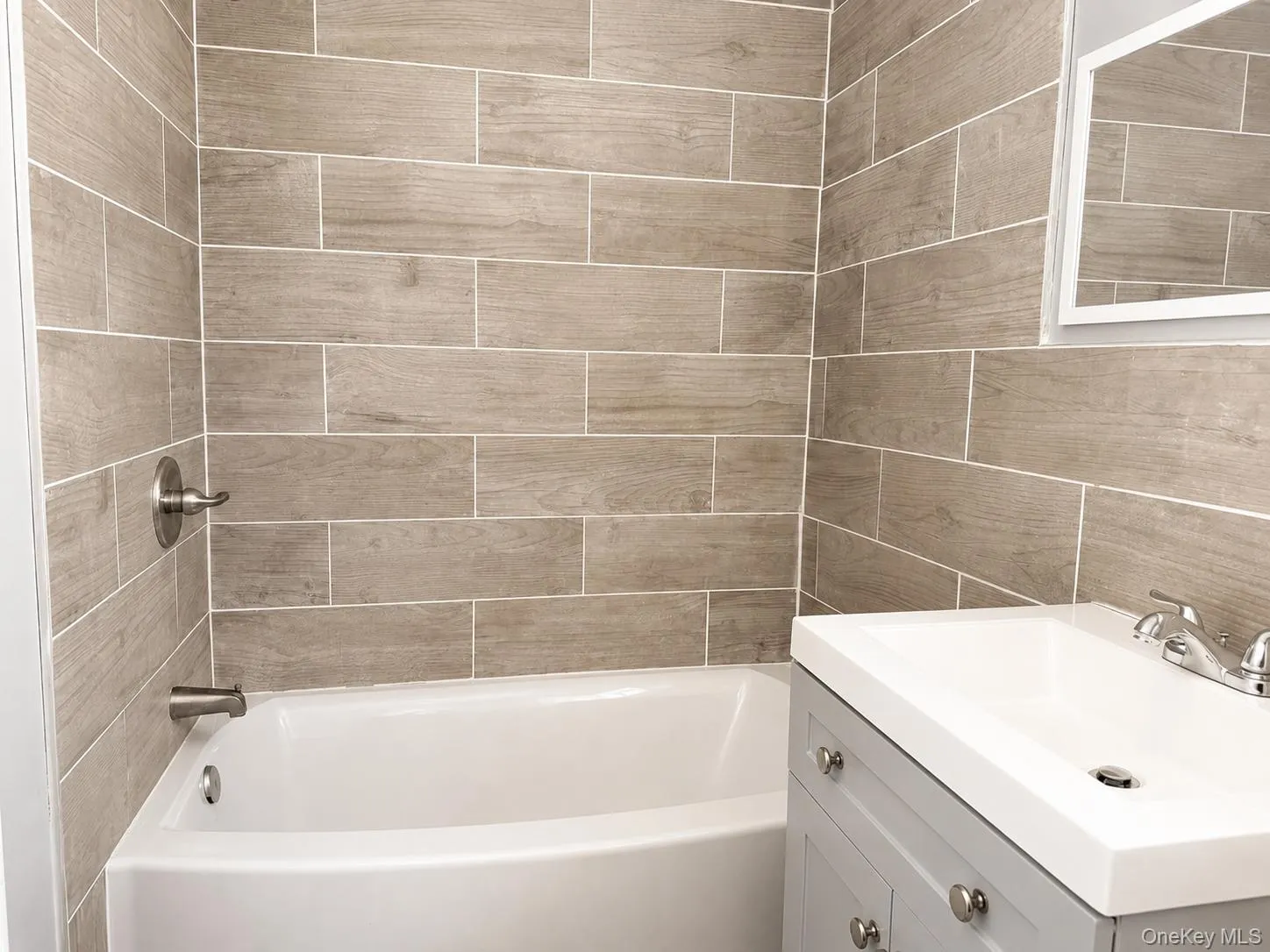 19 Orchard Street, Montgomery, NY, 1 Bedroom Bedrooms, 4 Rooms Rooms,1 BathroomBathrooms,Residential Lease,For Rent,Orchard,0,1030603 19 Orchard Street, Montgomery, NY, 1 Bedroom Bedrooms, 4 Rooms Rooms,1 BathroomBathrooms,Residential Lease,For Rent,Orchard,0,1030603