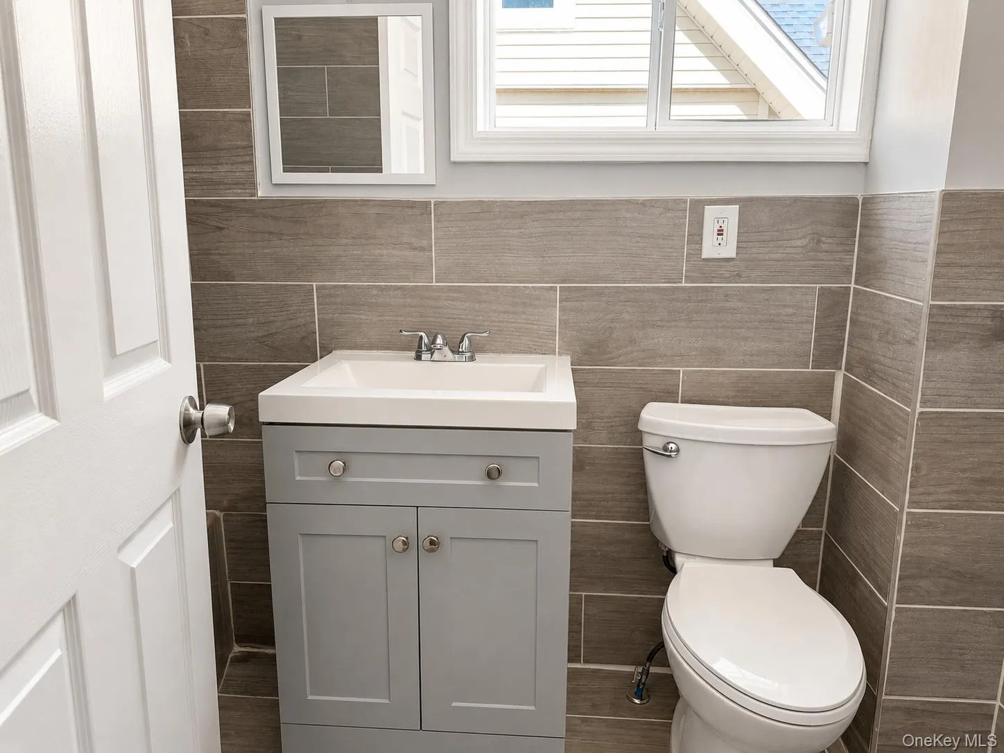 19 Orchard Street, Montgomery, NY, 1 Bedroom Bedrooms, 4 Rooms Rooms,1 BathroomBathrooms,Residential Lease,For Rent,Orchard,0,1030603 19 Orchard Street, Montgomery, NY, 1 Bedroom Bedrooms, 4 Rooms Rooms,1 BathroomBathrooms,Residential Lease,For Rent,Orchard,0,1030603