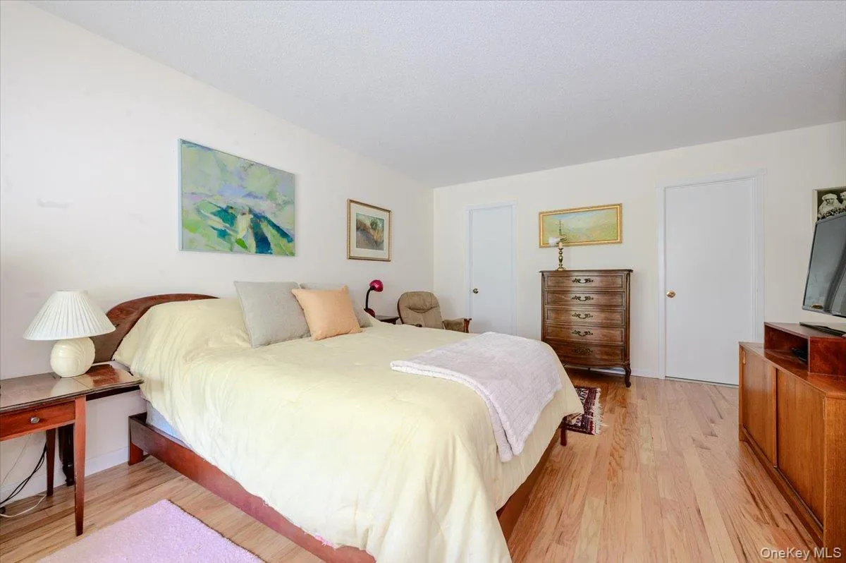 456 Heritage Hills, Somers, NY, 2 Bedrooms Bedrooms, 7 Rooms Rooms,2 BathroomsBathrooms,Residential,For Rent,Heritage,0,1030604 456 Heritage Hills, Somers, NY, 2 Bedrooms Bedrooms, 7 Rooms Rooms,2 BathroomsBathrooms,Residential,For Rent,Heritage,0,1030604