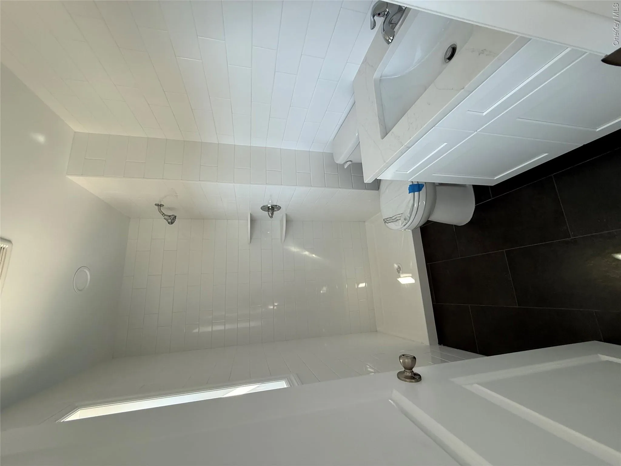338 Beach 46th Street, New York, NY, 3 Bedrooms Bedrooms, 7 Rooms Rooms,2 BathroomsBathrooms,Residential Lease,For Rent,Beach 46th,0,1030610 338 Beach 46th Street, New York, NY, 3 Bedrooms Bedrooms, 7 Rooms Rooms,2 BathroomsBathrooms,Residential Lease,For Rent,Beach 46th,0,1030610