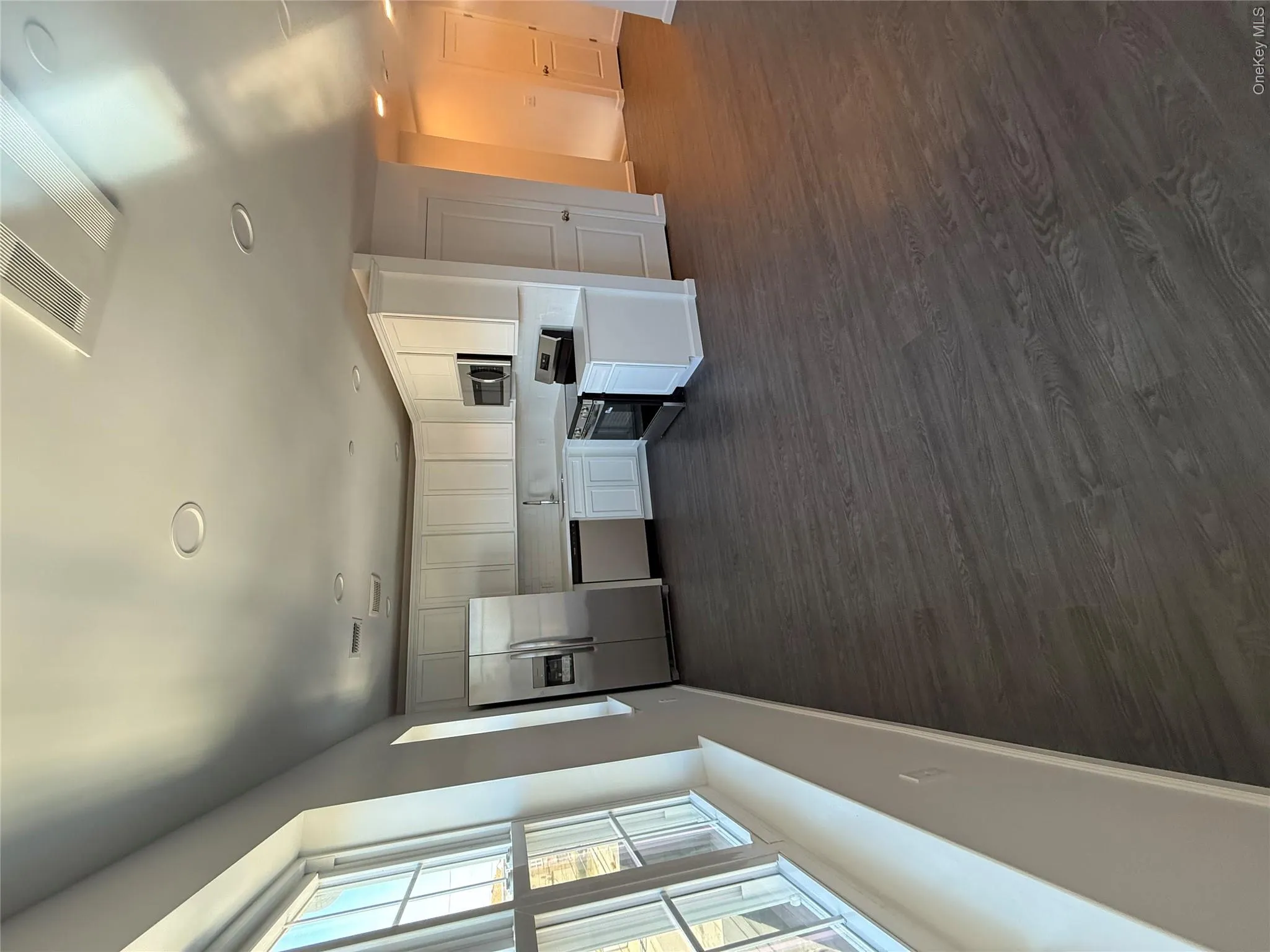 338 Beach 46th Street, New York, NY, 3 Bedrooms Bedrooms, 7 Rooms Rooms,2 BathroomsBathrooms,Residential Lease,For Rent,Beach 46th,0,1030610 338 Beach 46th Street, New York, NY, 3 Bedrooms Bedrooms, 7 Rooms Rooms,2 BathroomsBathrooms,Residential Lease,For Rent,Beach 46th,0,1030610