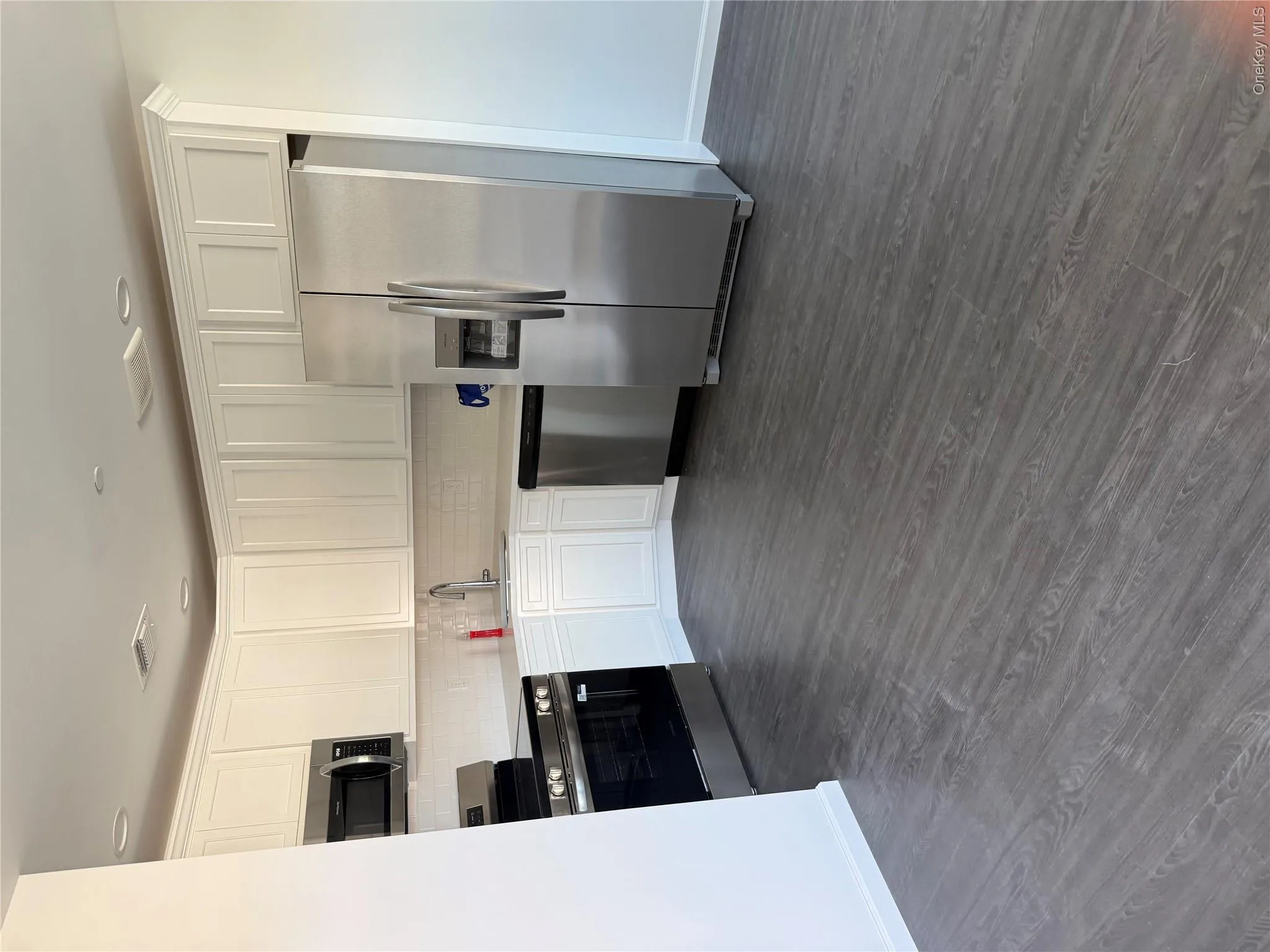 338 Beach 46th Street, New York, NY, 3 Bedrooms Bedrooms, 7 Rooms Rooms,2 BathroomsBathrooms,Residential Lease,For Rent,Beach 46th,0,1030610 338 Beach 46th Street, New York, NY, 3 Bedrooms Bedrooms, 7 Rooms Rooms,2 BathroomsBathrooms,Residential Lease,For Rent,Beach 46th,0,1030610