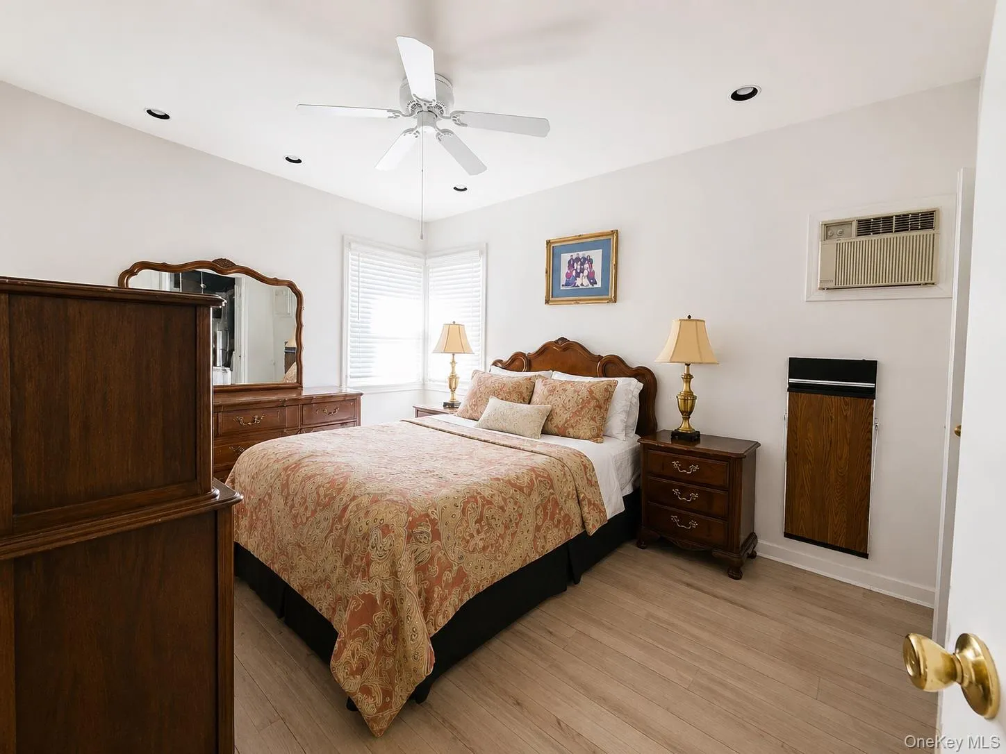 522 Willow Street, Hempstead, NY, 3 Bedrooms Bedrooms, 7 Rooms Rooms,1 BathroomBathrooms,Residential,For Rent,Willow,0,1030612 522 Willow Street, Hempstead, NY, 3 Bedrooms Bedrooms, 7 Rooms Rooms,1 BathroomBathrooms,Residential,For Rent,Willow,0,1030612