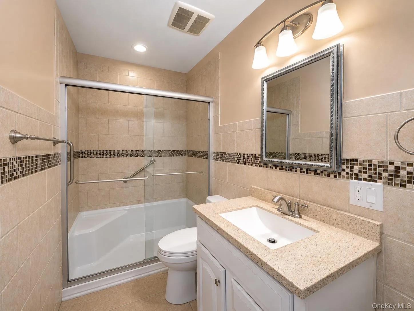 522 Willow Street, Hempstead, NY, 3 Bedrooms Bedrooms, 7 Rooms Rooms,1 BathroomBathrooms,Residential,For Rent,Willow,0,1030612 522 Willow Street, Hempstead, NY, 3 Bedrooms Bedrooms, 7 Rooms Rooms,1 BathroomBathrooms,Residential,For Rent,Willow,0,1030612