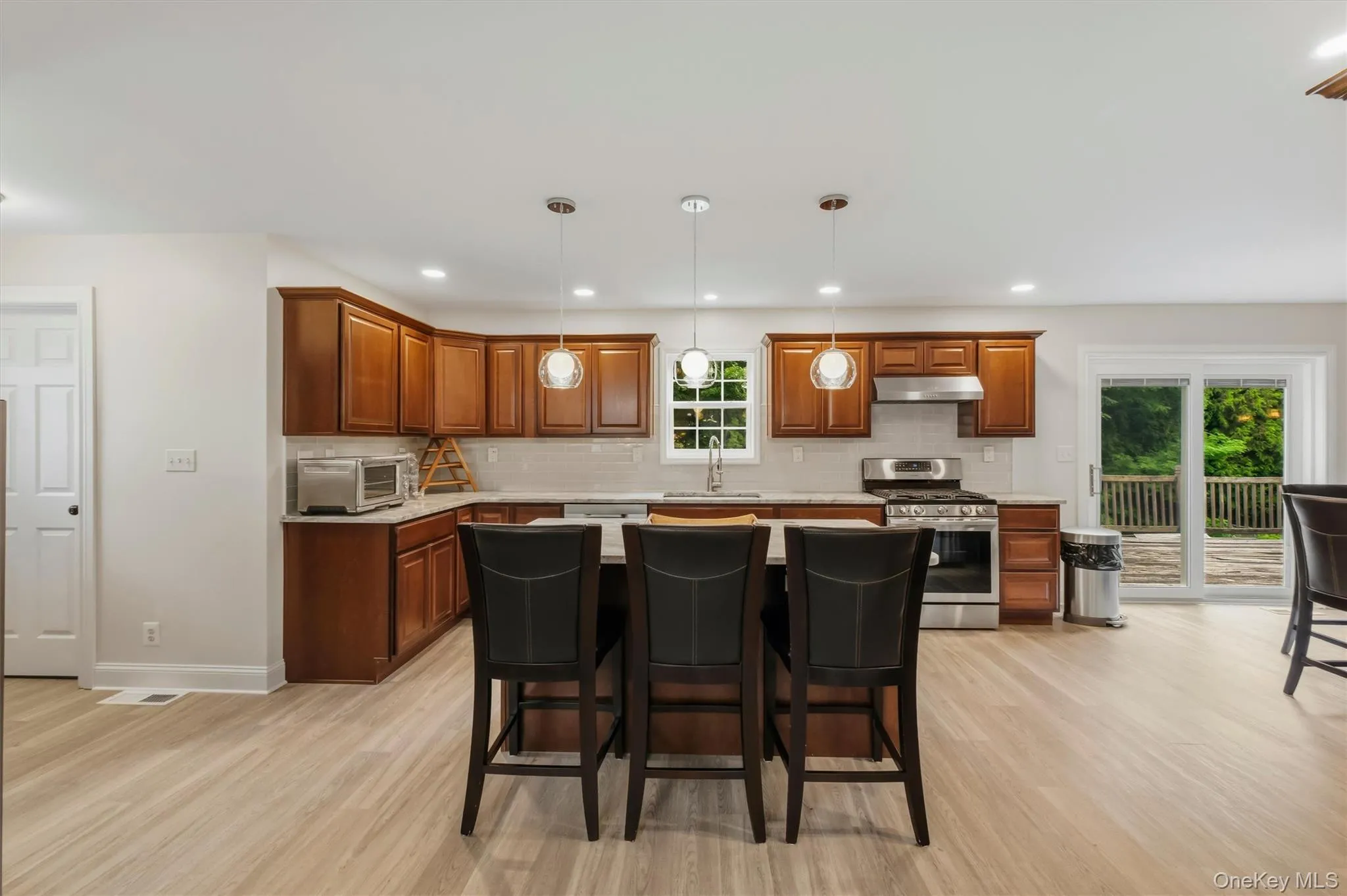 5 Marie Court, Poughkeepsie, NY, 4 Bedrooms Bedrooms, 10 Rooms Rooms,2 BathroomsBathrooms,Residential,For Rent,Marie,0,1030616 5 Marie Court, Poughkeepsie, NY, 4 Bedrooms Bedrooms, 10 Rooms Rooms,2 BathroomsBathrooms,Residential,For Rent,Marie,0,1030616