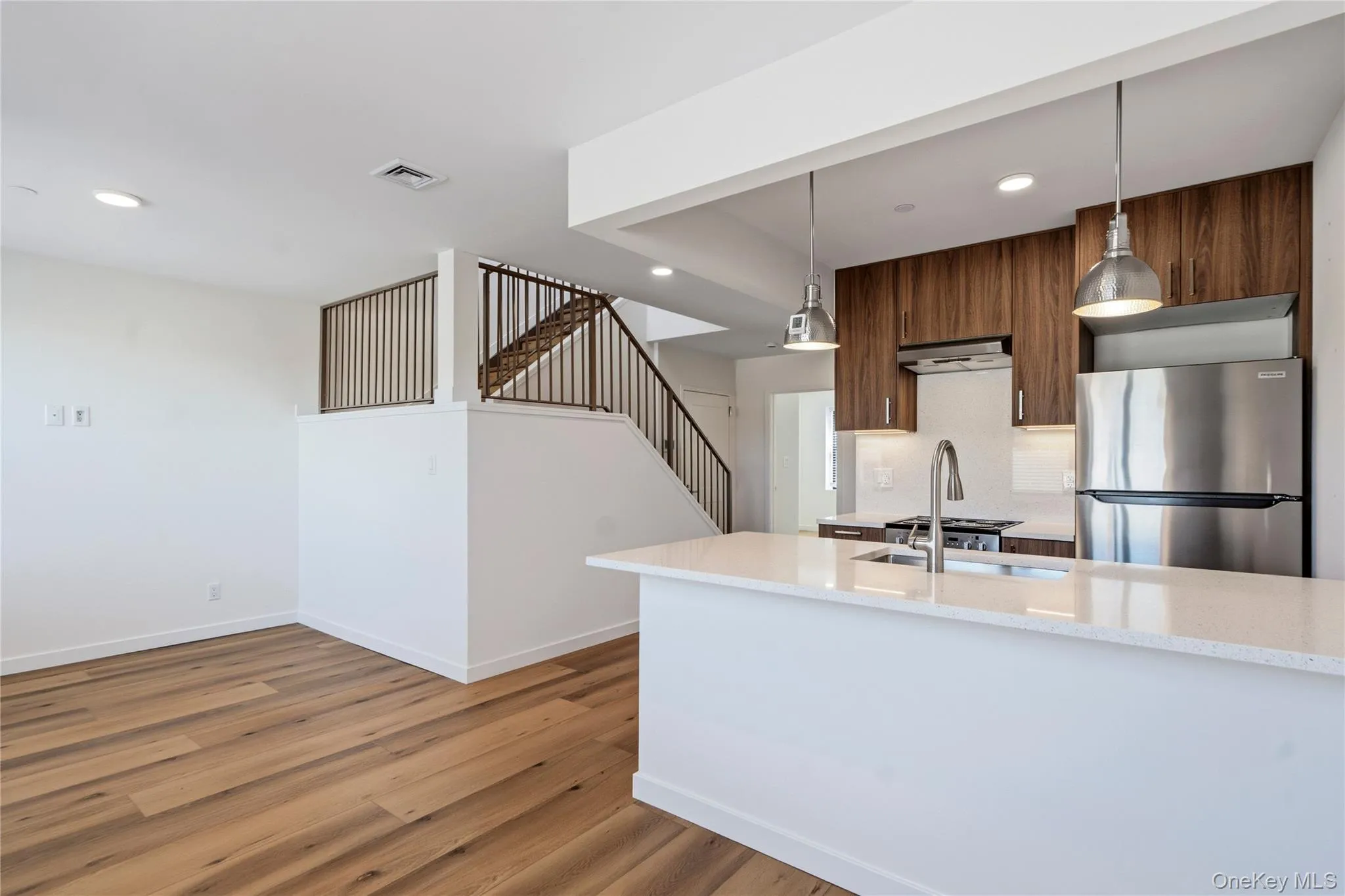 6245 60th Street, New York, NY, 4 Bedrooms Bedrooms, 6 Rooms Rooms,2 BathroomsBathrooms,Residential Lease,For Rent,60th,0,1030618 6245 60th Street, New York, NY, 4 Bedrooms Bedrooms, 6 Rooms Rooms,2 BathroomsBathrooms,Residential Lease,For Rent,60th,0,1030618