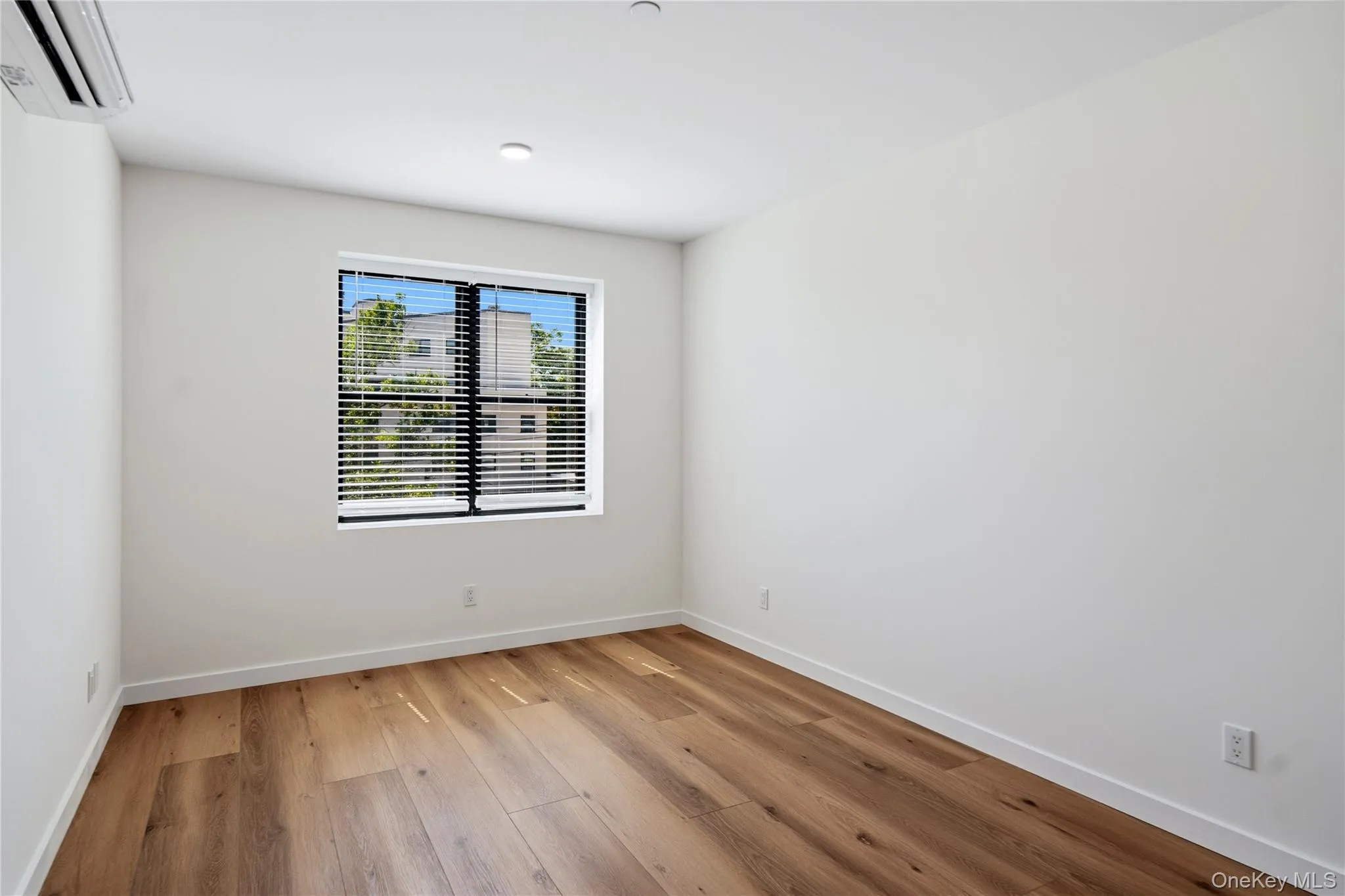 6245 60th Street, New York, NY, 4 Bedrooms Bedrooms, 6 Rooms Rooms,2 BathroomsBathrooms,Residential Lease,For Rent,60th,0,1030618 6245 60th Street, New York, NY, 4 Bedrooms Bedrooms, 6 Rooms Rooms,2 BathroomsBathrooms,Residential Lease,For Rent,60th,0,1030618