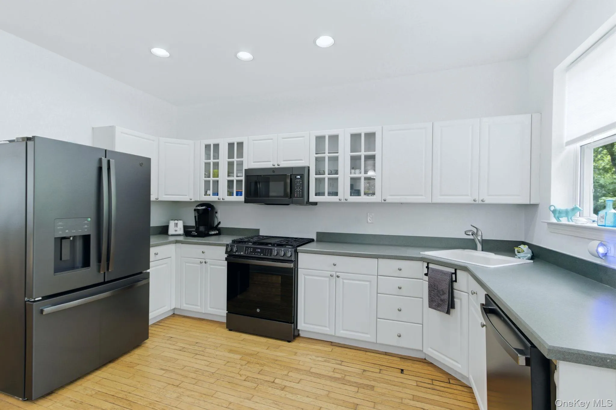 34 Briarbrook Drive, Ossining, NY, 2 Bedrooms Bedrooms, 8 Rooms Rooms,2 BathroomsBathrooms,Residential,For Rent,Briarbrook,0,1030619 34 Briarbrook Drive, Ossining, NY, 2 Bedrooms Bedrooms, 8 Rooms Rooms,2 BathroomsBathrooms,Residential,For Rent,Briarbrook,0,1030619