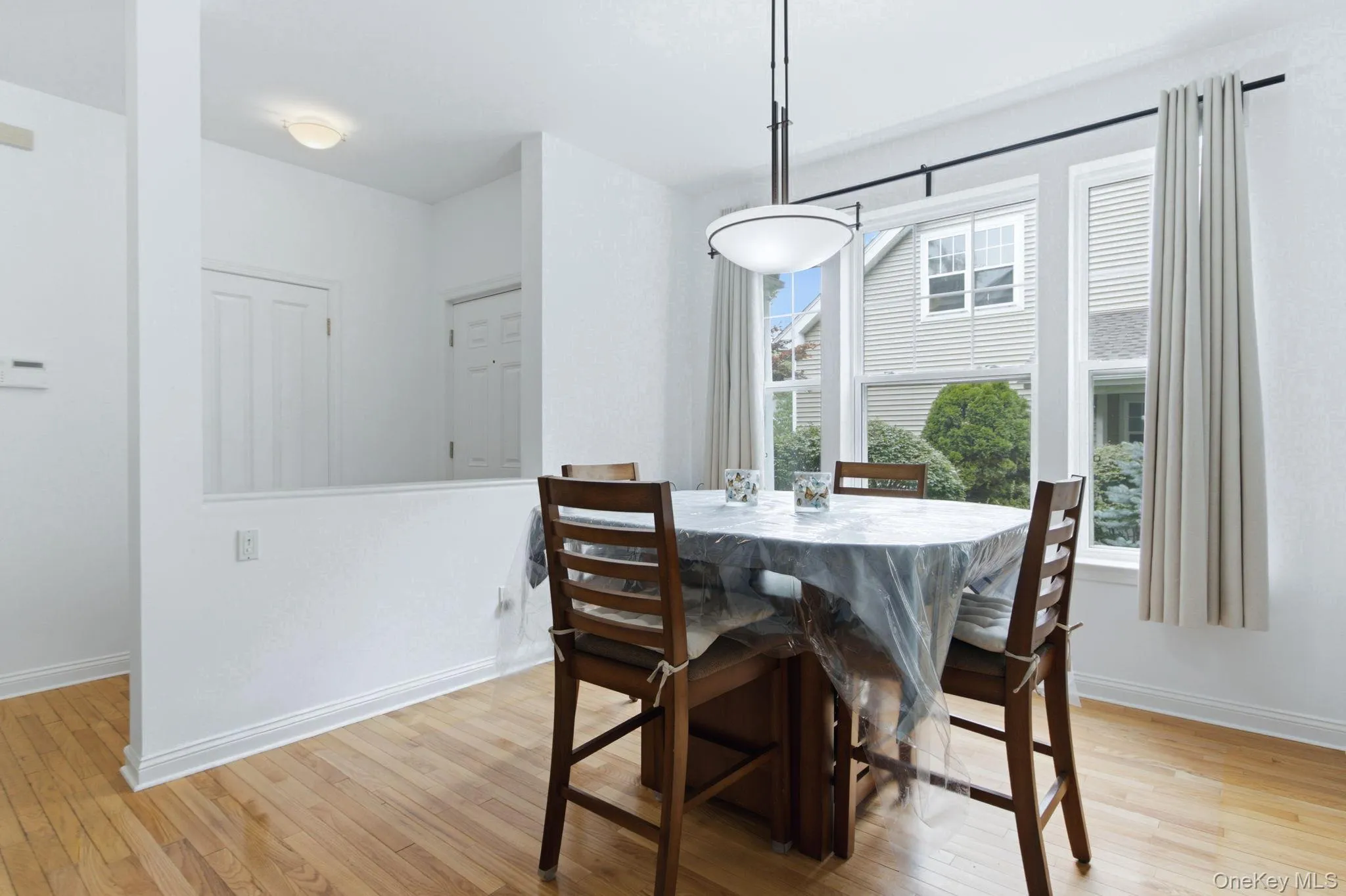 34 Briarbrook Drive, Ossining, NY, 2 Bedrooms Bedrooms, 8 Rooms Rooms,2 BathroomsBathrooms,Residential,For Rent,Briarbrook,0,1030619 34 Briarbrook Drive, Ossining, NY, 2 Bedrooms Bedrooms, 8 Rooms Rooms,2 BathroomsBathrooms,Residential,For Rent,Briarbrook,0,1030619