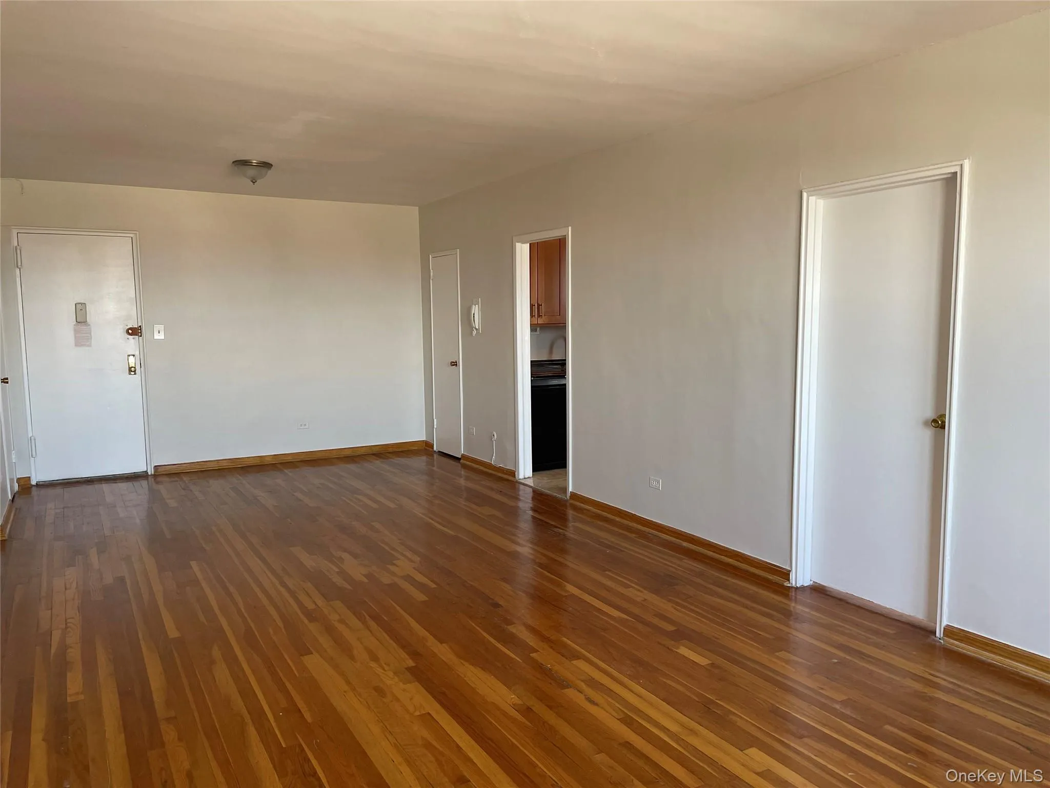 102-30 Queens Blvd, New York, NY, 2 Bedrooms Bedrooms, 4 Rooms Rooms,1 BathroomBathrooms,Residential,For Rent,Queens Blvd,0,1030621 102-30 Queens Blvd, New York, NY, 2 Bedrooms Bedrooms, 4 Rooms Rooms,1 BathroomBathrooms,Residential,For Rent,Queens Blvd,0,1030621