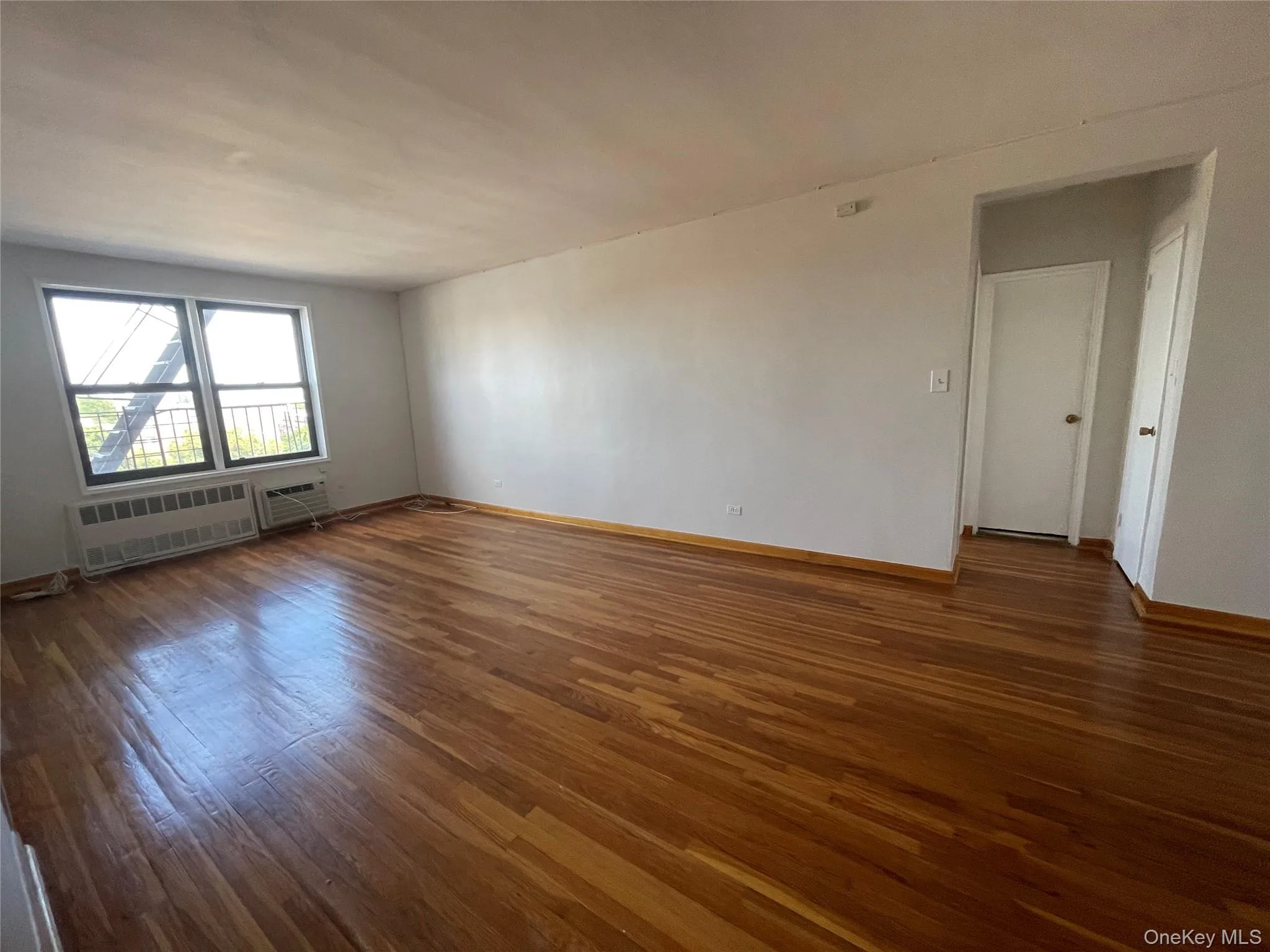 102-30 Queens Blvd, New York, NY, 2 Bedrooms Bedrooms, 4 Rooms Rooms,1 BathroomBathrooms,Residential,For Rent,Queens Blvd,0,1030621 102-30 Queens Blvd, New York, NY, 2 Bedrooms Bedrooms, 4 Rooms Rooms,1 BathroomBathrooms,Residential,For Rent,Queens Blvd,0,1030621