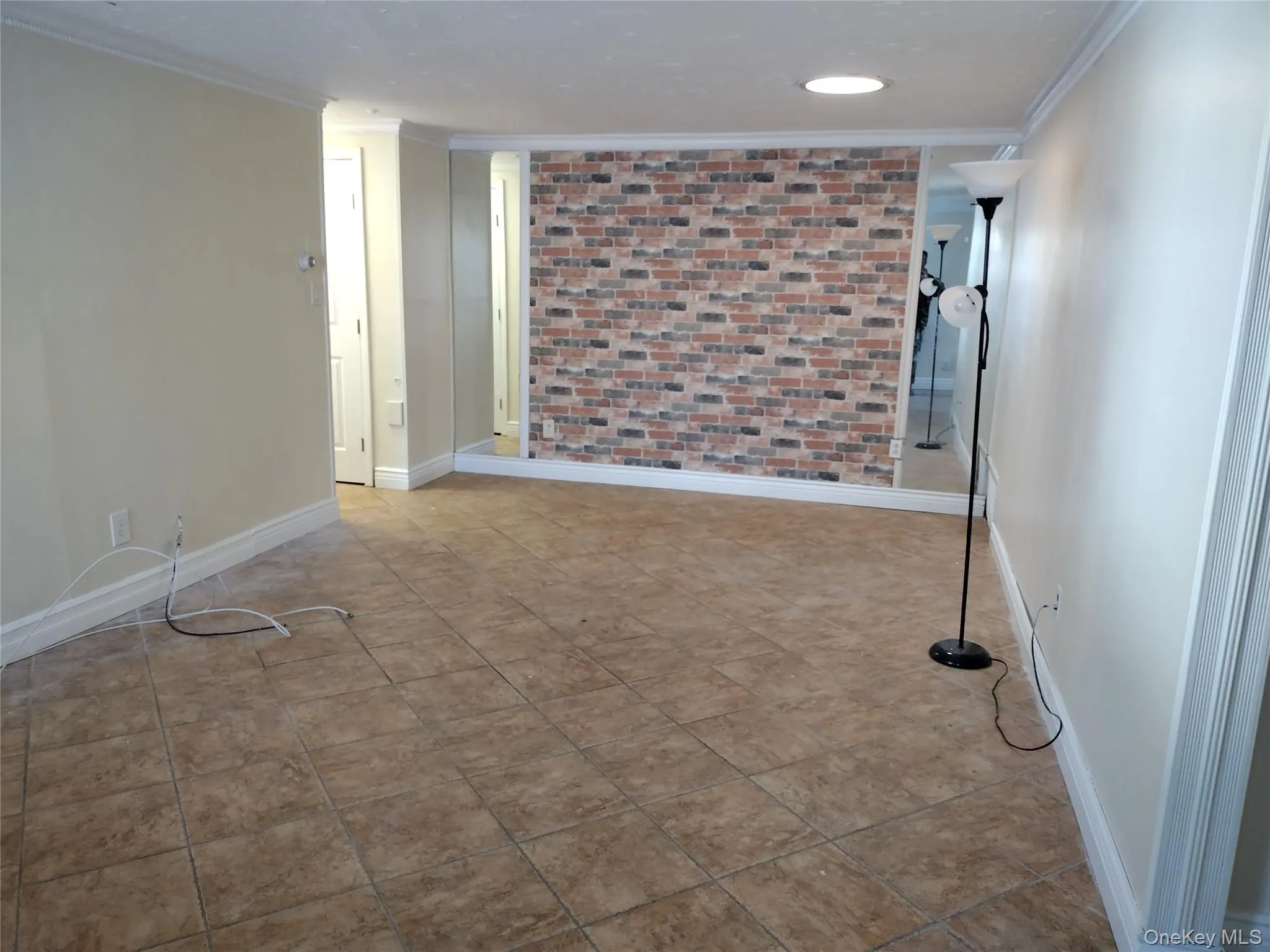 396 Birchwood Road, Brookhaven, NY, 1 Bedroom Bedrooms, 5 Rooms Rooms,1 BathroomBathrooms,Residential Lease,For Rent,Birchwood,0,1030628 396 Birchwood Road, Brookhaven, NY, 1 Bedroom Bedrooms, 5 Rooms Rooms,1 BathroomBathrooms,Residential Lease,For Rent,Birchwood,0,1030628