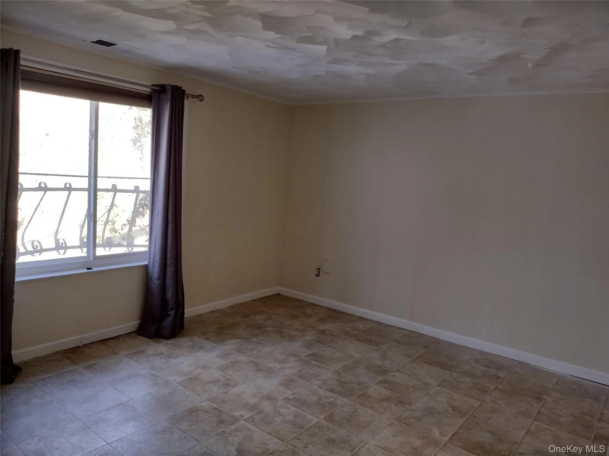 396 Birchwood Road, Brookhaven, NY, 1 Bedroom Bedrooms, 5 Rooms Rooms,1 BathroomBathrooms,Residential Lease,For Rent,Birchwood,0,1030628 396 Birchwood Road, Brookhaven, NY, 1 Bedroom Bedrooms, 5 Rooms Rooms,1 BathroomBathrooms,Residential Lease,For Rent,Birchwood,0,1030628