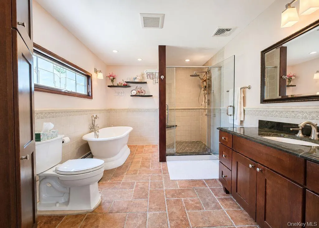 53 Orleans Green, Brookhaven, NY, 3 Bedrooms Bedrooms, 8 Rooms Rooms,2 BathroomsBathrooms,Residential,For Rent,Orleans,0,1030640 53 Orleans Green, Brookhaven, NY, 3 Bedrooms Bedrooms, 8 Rooms Rooms,2 BathroomsBathrooms,Residential,For Rent,Orleans,0,1030640