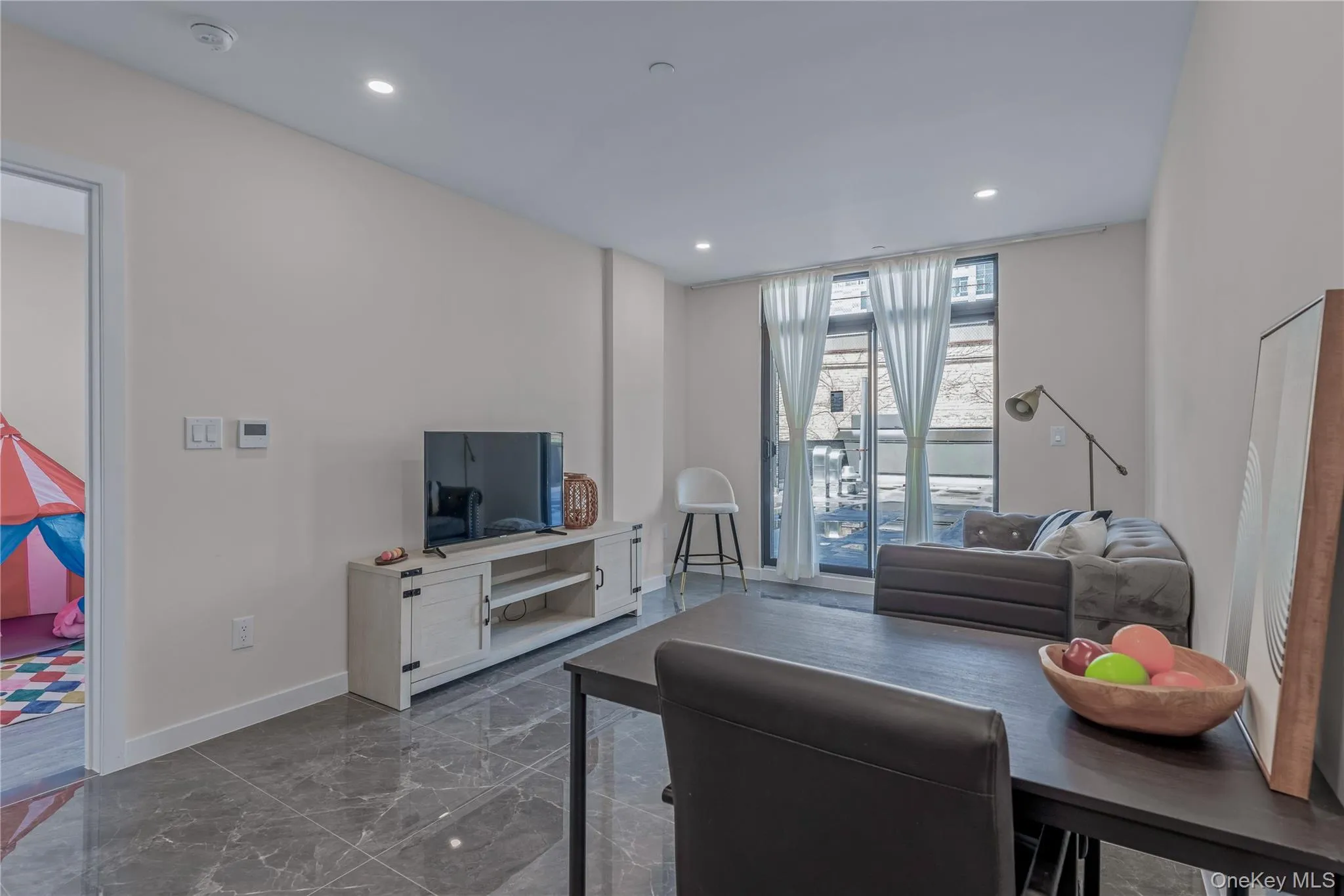 43-30 52 nd street, New York, NY, 3 Bedrooms Bedrooms, 6 Rooms Rooms,2 BathroomsBathrooms,Residential,For Rent,52 nd street,0,1030641 43-30 52 nd street, New York, NY, 3 Bedrooms Bedrooms, 6 Rooms Rooms,2 BathroomsBathrooms,Residential,For Rent,52 nd street,0,1030641