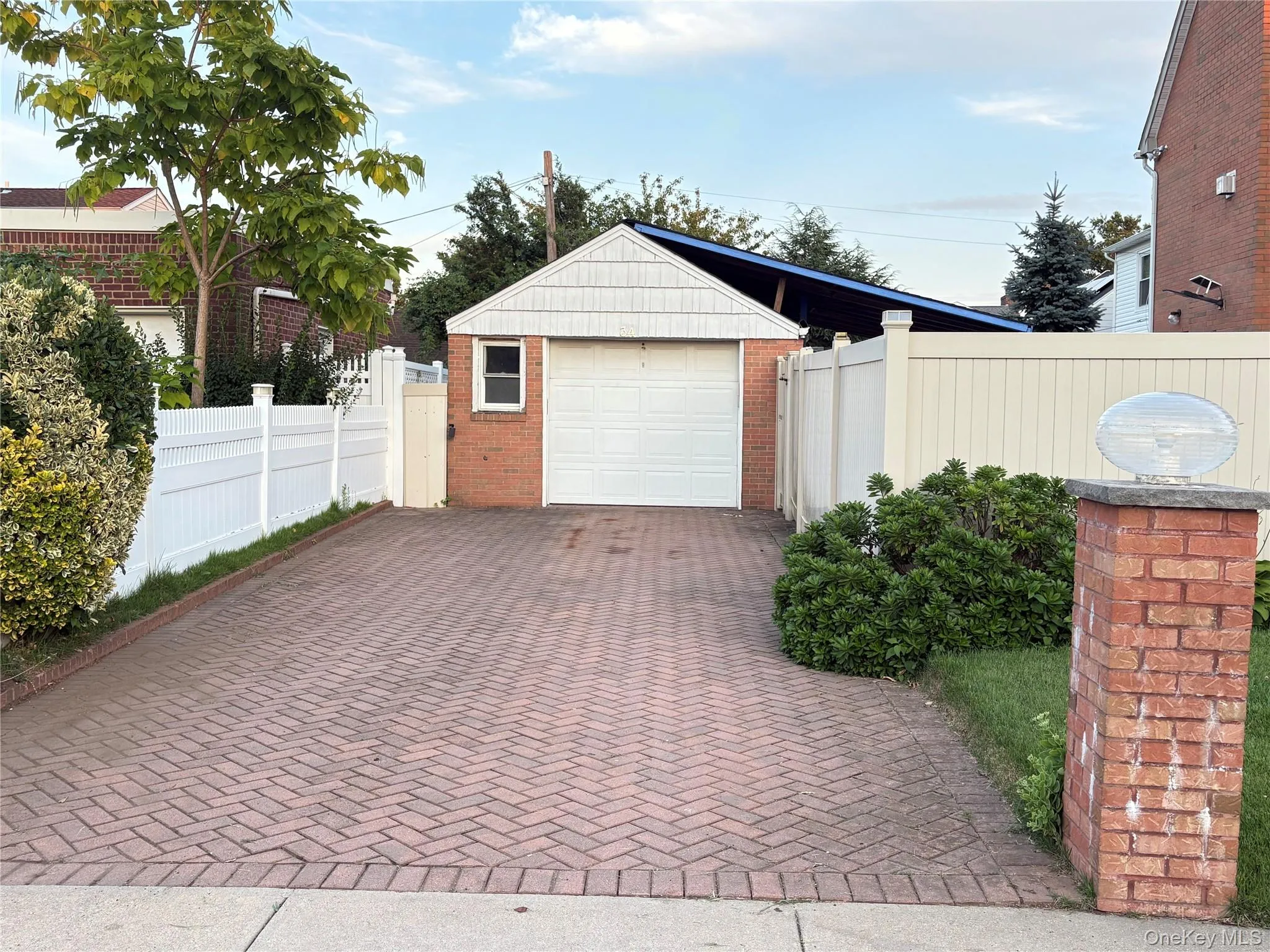 34 Marlowe Road, Hempstead, NY, 4 Bedrooms Bedrooms, 10 Rooms Rooms,4 BathroomsBathrooms,Residential,For Rent,Marlowe,0,1030645 34 Marlowe Road, Hempstead, NY, 4 Bedrooms Bedrooms, 10 Rooms Rooms,4 BathroomsBathrooms,Residential,For Rent,Marlowe,0,1030645