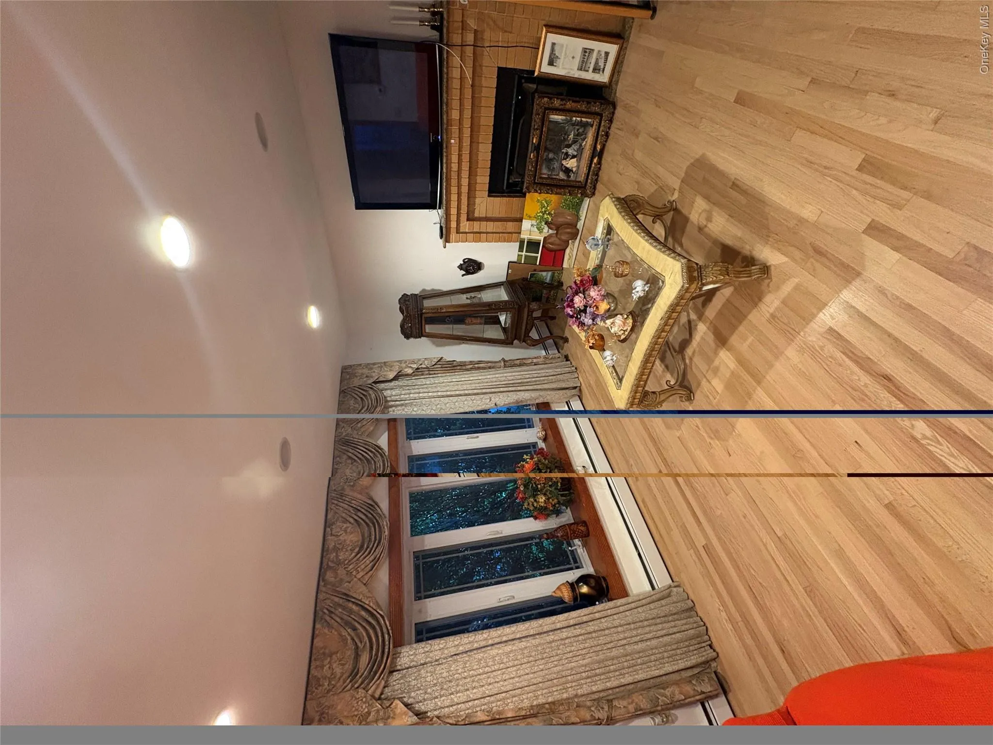 34 Marlowe Road, Hempstead, NY, 4 Bedrooms Bedrooms, 10 Rooms Rooms,4 BathroomsBathrooms,Residential,For Rent,Marlowe,0,1030645 34 Marlowe Road, Hempstead, NY, 4 Bedrooms Bedrooms, 10 Rooms Rooms,4 BathroomsBathrooms,Residential,For Rent,Marlowe,0,1030645