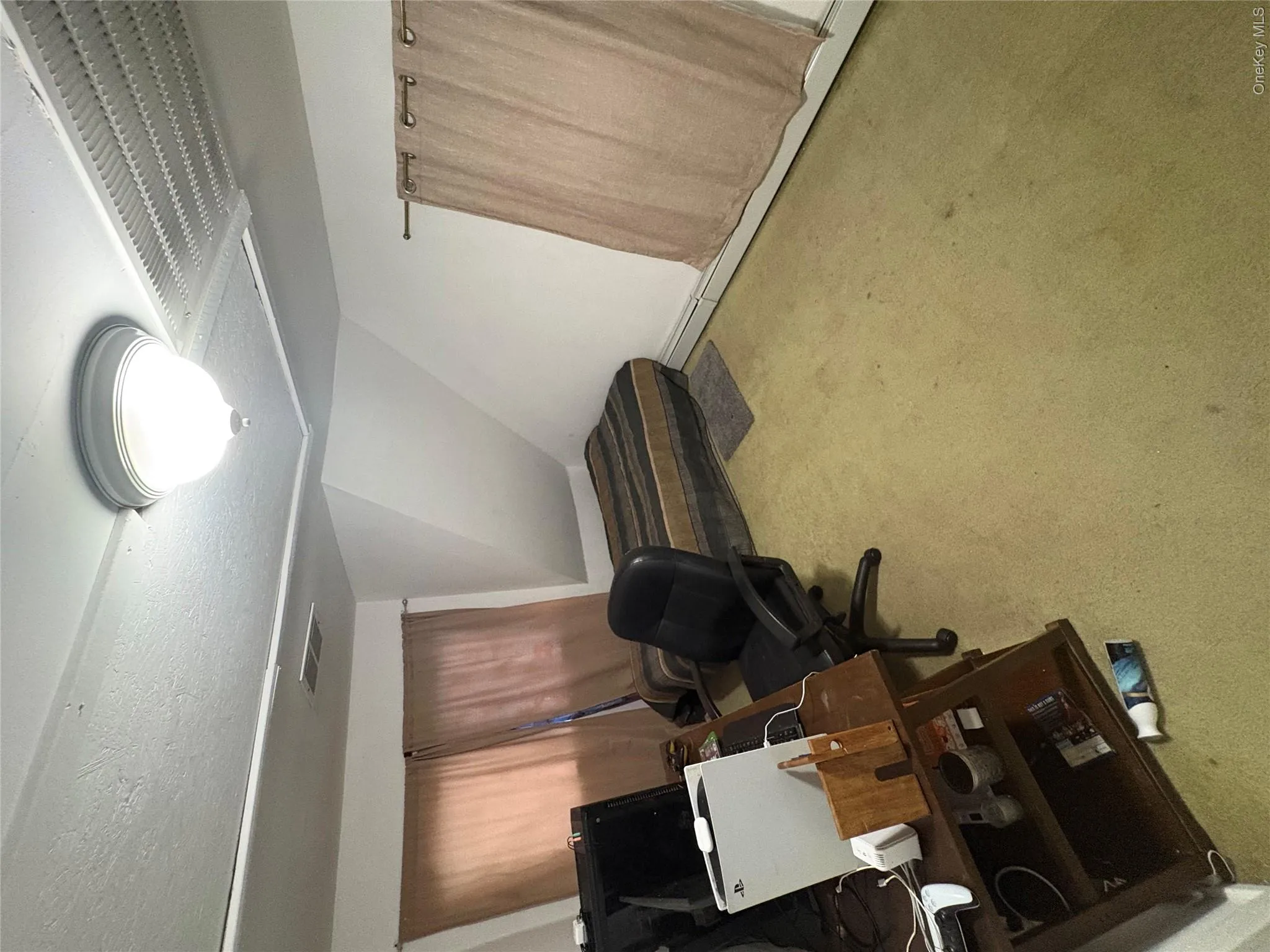 34 Marlowe Road, Hempstead, NY, 4 Bedrooms Bedrooms, 10 Rooms Rooms,4 BathroomsBathrooms,Residential,For Rent,Marlowe,0,1030645 34 Marlowe Road, Hempstead, NY, 4 Bedrooms Bedrooms, 10 Rooms Rooms,4 BathroomsBathrooms,Residential,For Rent,Marlowe,0,1030645