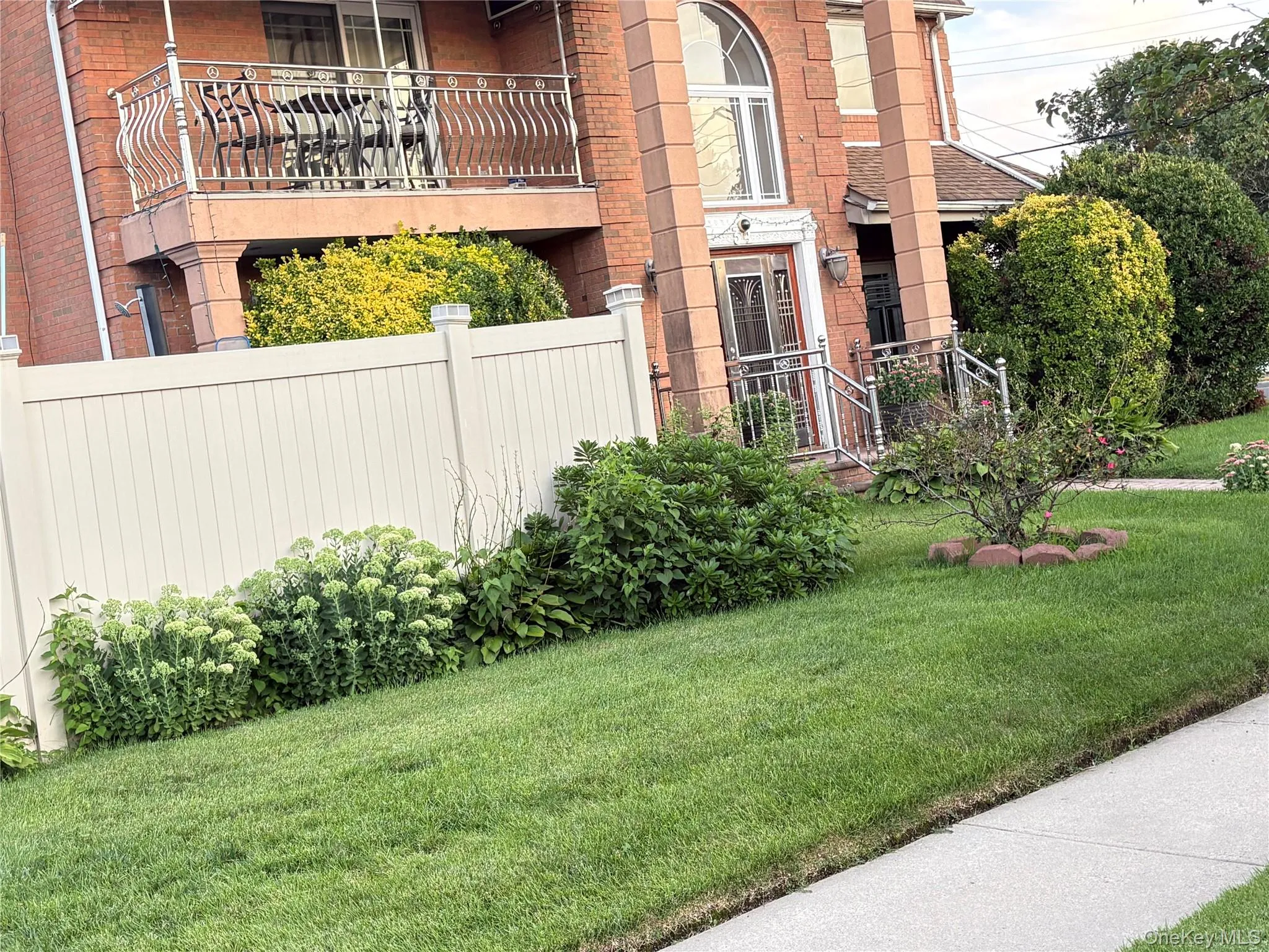 34 Marlowe Road, Hempstead, NY, 4 Bedrooms Bedrooms, 10 Rooms Rooms,4 BathroomsBathrooms,Residential,For Rent,Marlowe,0,1030645 34 Marlowe Road, Hempstead, NY, 4 Bedrooms Bedrooms, 10 Rooms Rooms,4 BathroomsBathrooms,Residential,For Rent,Marlowe,0,1030645