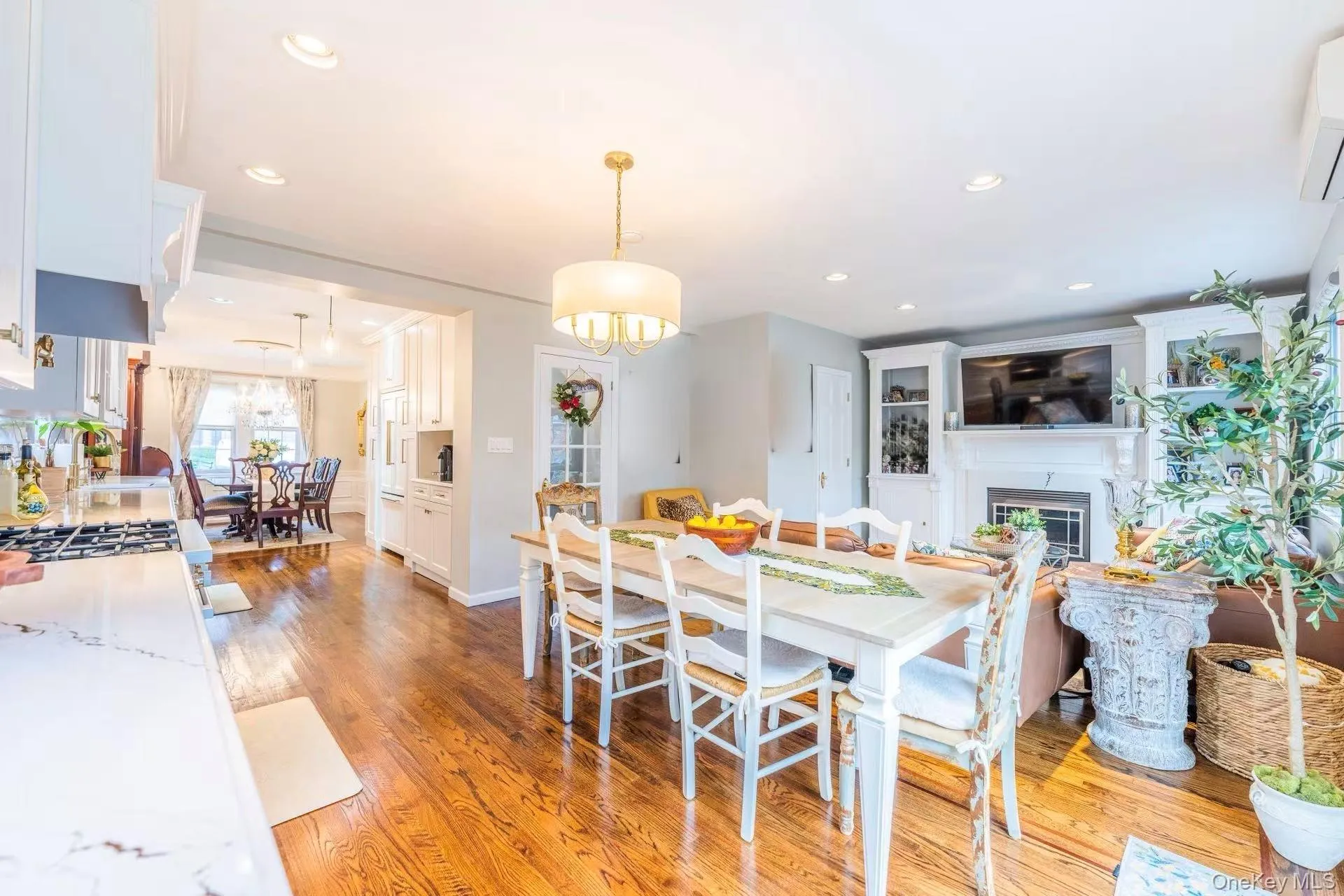 166-31 24th Road, New York, NY, 4 Bedrooms Bedrooms, 10 Rooms Rooms,3 BathroomsBathrooms,Residential,For Rent,24th,0,1030646 166-31 24th Road, New York, NY, 4 Bedrooms Bedrooms, 10 Rooms Rooms,3 BathroomsBathrooms,Residential,For Rent,24th,0,1030646