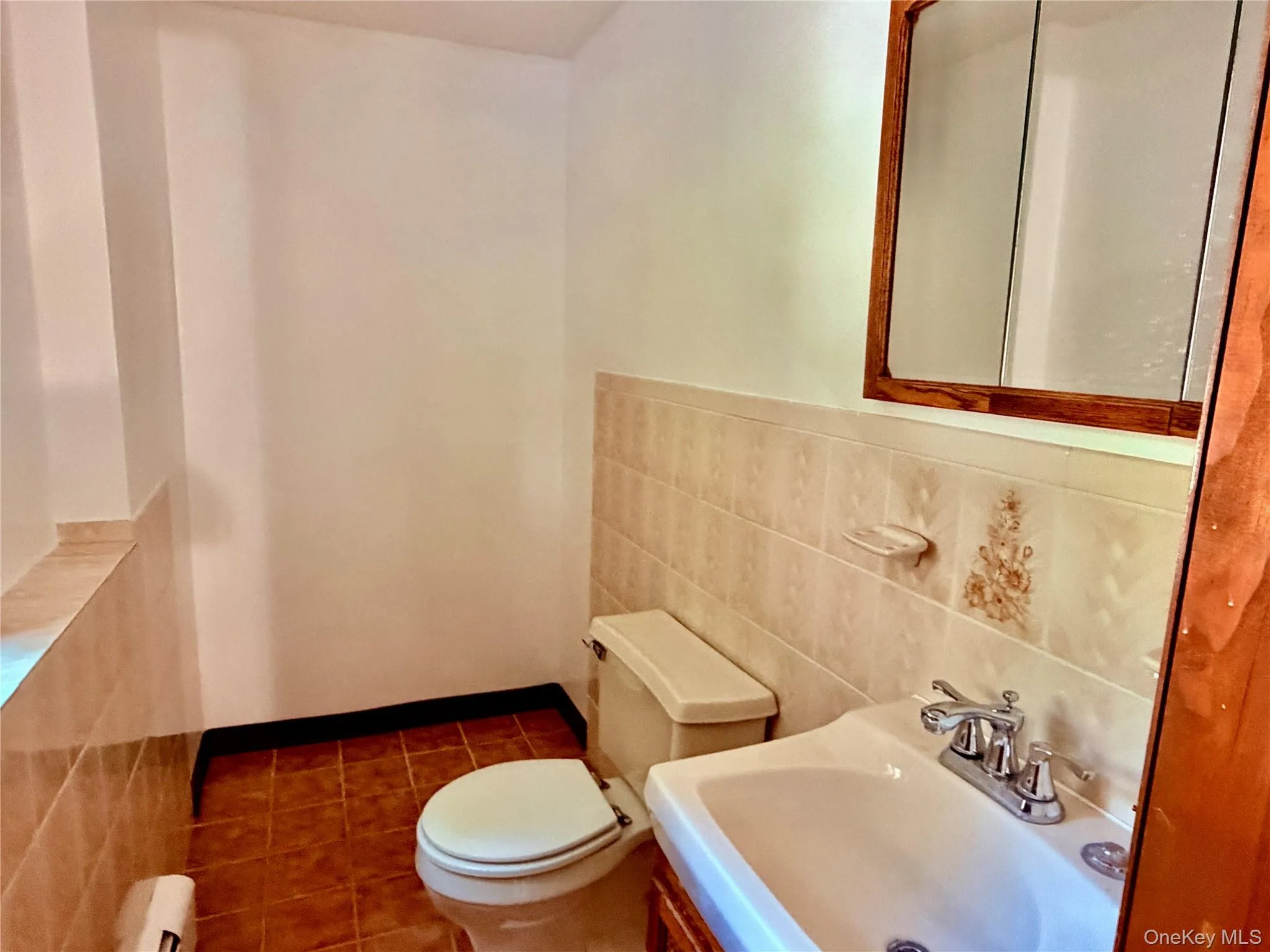 Lower level 1/2 bath Lower level 1/2 bath