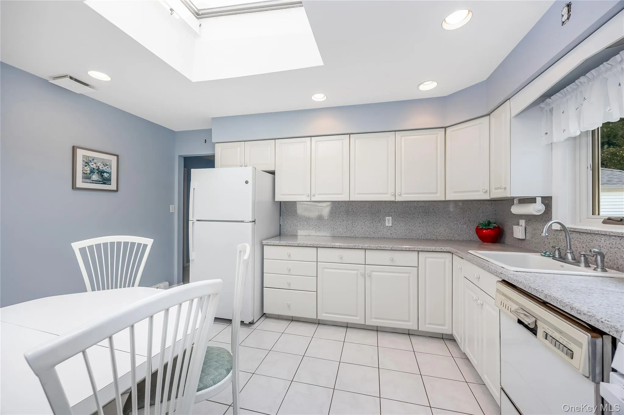 42 Pineacre Drive, Smithtown, NY, 3 Bedrooms Bedrooms, 7 Rooms Rooms,1 BathroomBathrooms,Residential,For Rent,Pineacre,0,1030650 42 Pineacre Drive, Smithtown, NY, 3 Bedrooms Bedrooms, 7 Rooms Rooms,1 BathroomBathrooms,Residential,For Rent,Pineacre,0,1030650