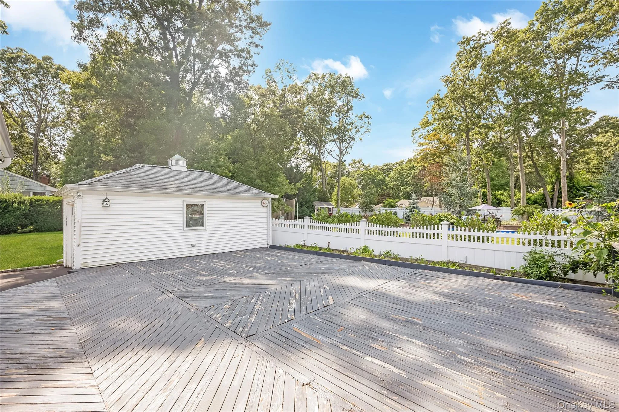 42 Pineacre Drive, Smithtown, NY, 3 Bedrooms Bedrooms, 7 Rooms Rooms,1 BathroomBathrooms,Residential,For Rent,Pineacre,0,1030650 42 Pineacre Drive, Smithtown, NY, 3 Bedrooms Bedrooms, 7 Rooms Rooms,1 BathroomBathrooms,Residential,For Rent,Pineacre,0,1030650