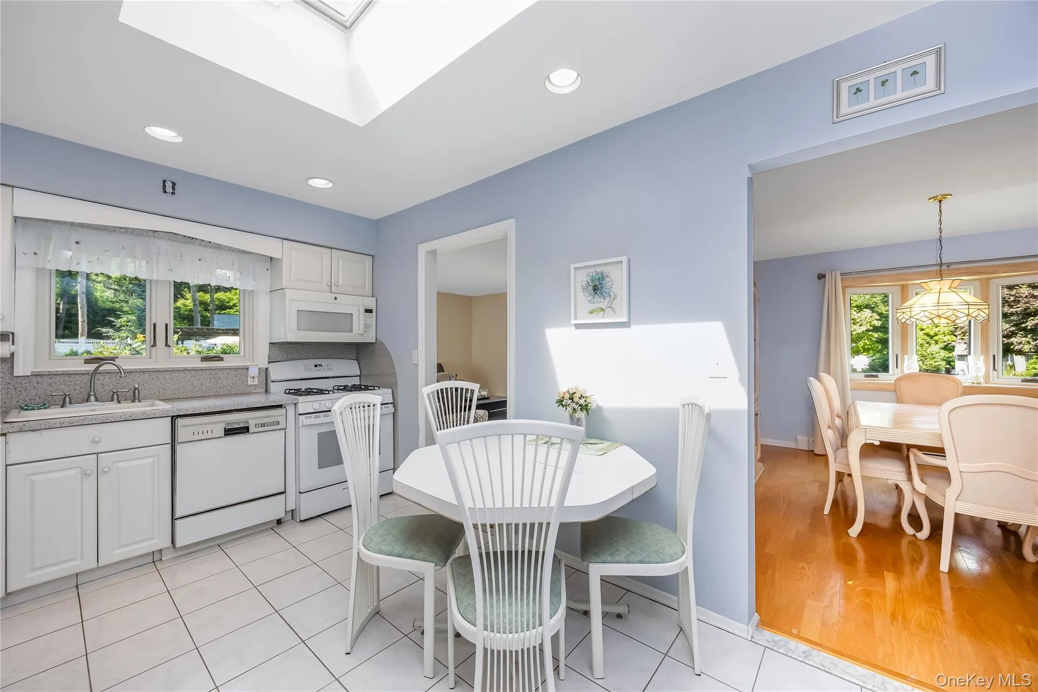 42 Pineacre Drive, Smithtown, NY, 3 Bedrooms Bedrooms, 7 Rooms Rooms,1 BathroomBathrooms,Residential,For Rent,Pineacre,0,1030650 42 Pineacre Drive, Smithtown, NY, 3 Bedrooms Bedrooms, 7 Rooms Rooms,1 BathroomBathrooms,Residential,For Rent,Pineacre,0,1030650