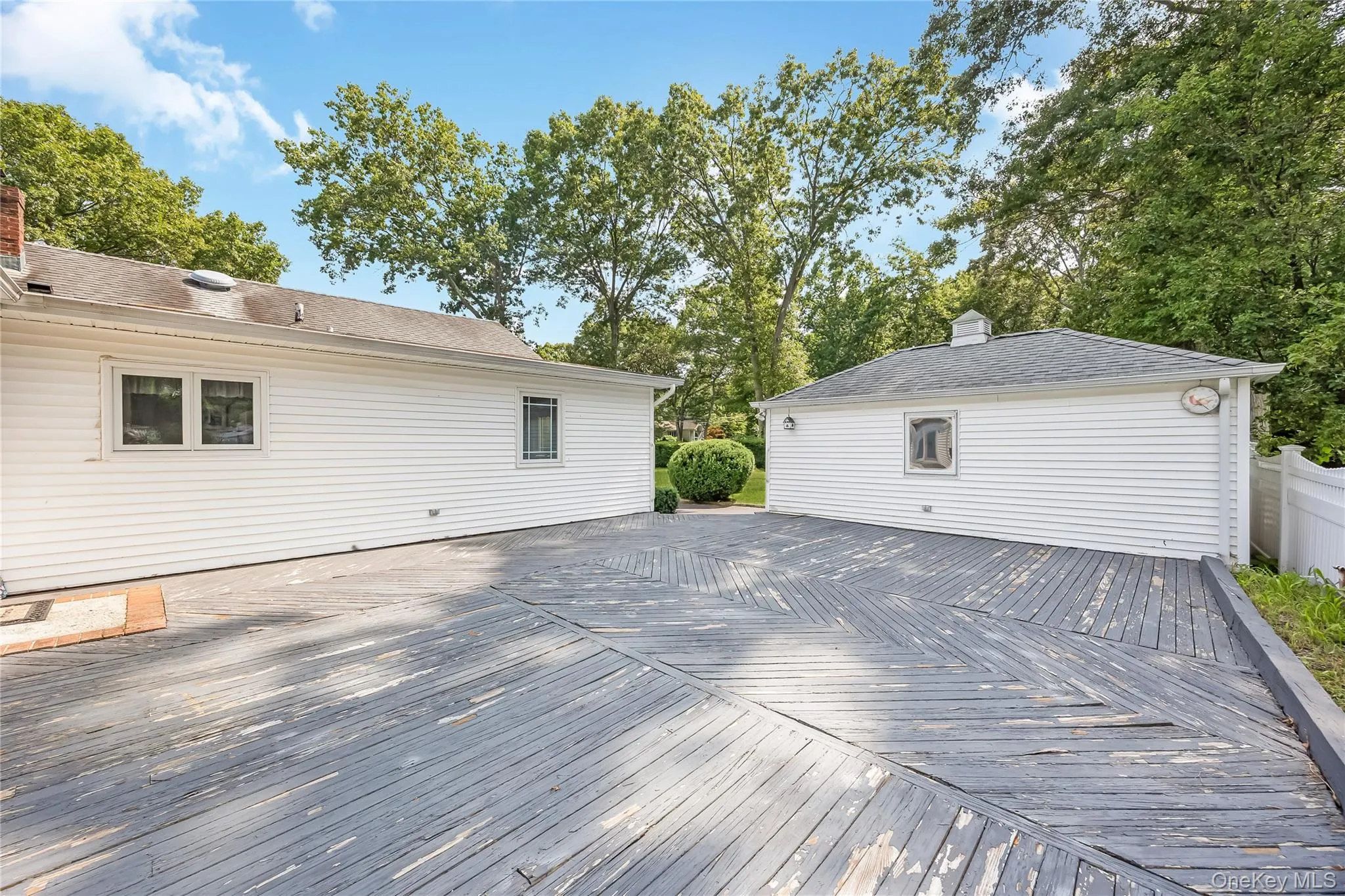 42 Pineacre Drive, Smithtown, NY, 3 Bedrooms Bedrooms, 7 Rooms Rooms,1 BathroomBathrooms,Residential,For Rent,Pineacre,0,1030650 42 Pineacre Drive, Smithtown, NY, 3 Bedrooms Bedrooms, 7 Rooms Rooms,1 BathroomBathrooms,Residential,For Rent,Pineacre,0,1030650